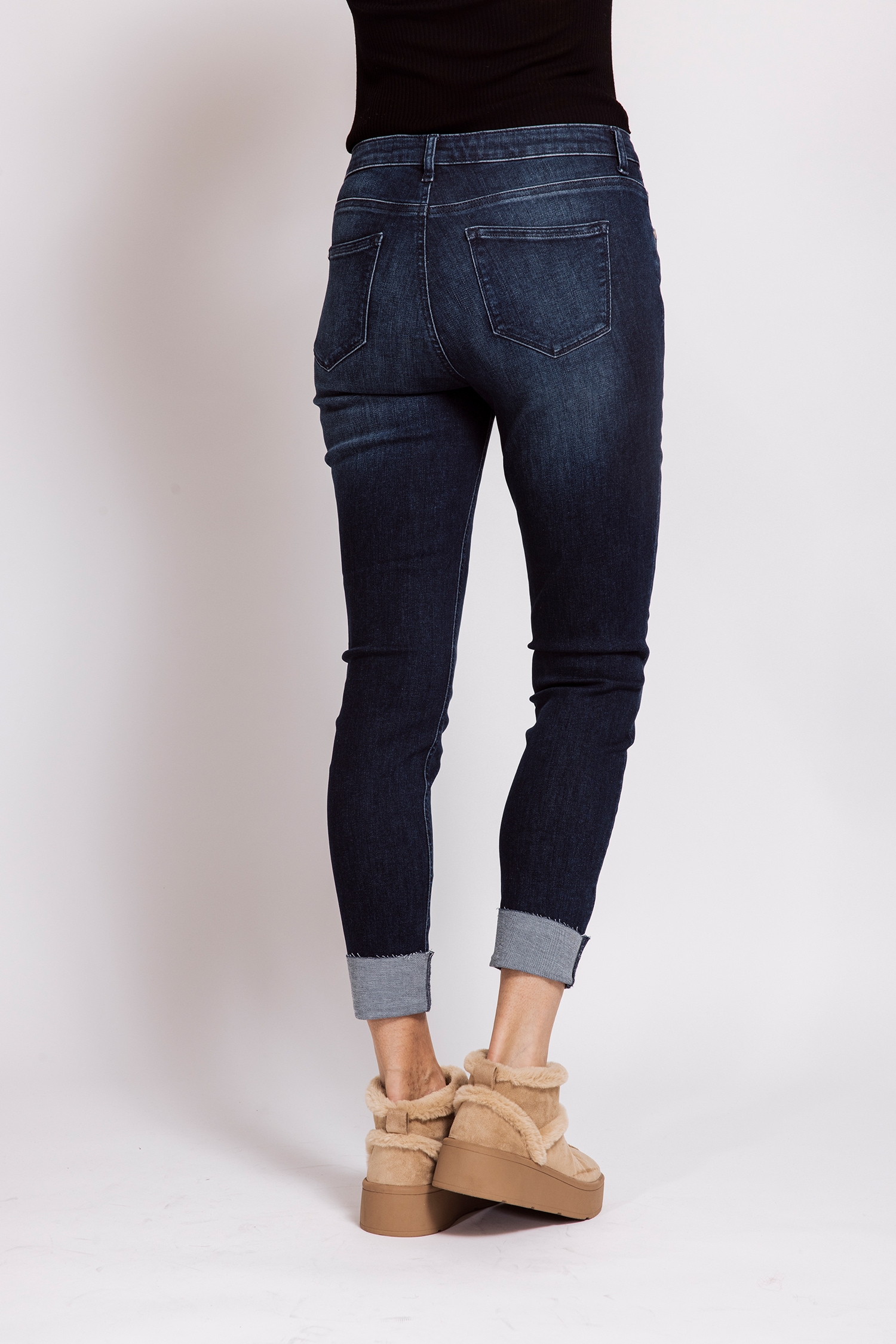 Zhrill Slim-fit-Jeans »NOVA« Casual Passform, mit Elasthan-Anteil, mit Gürtelschlaufen