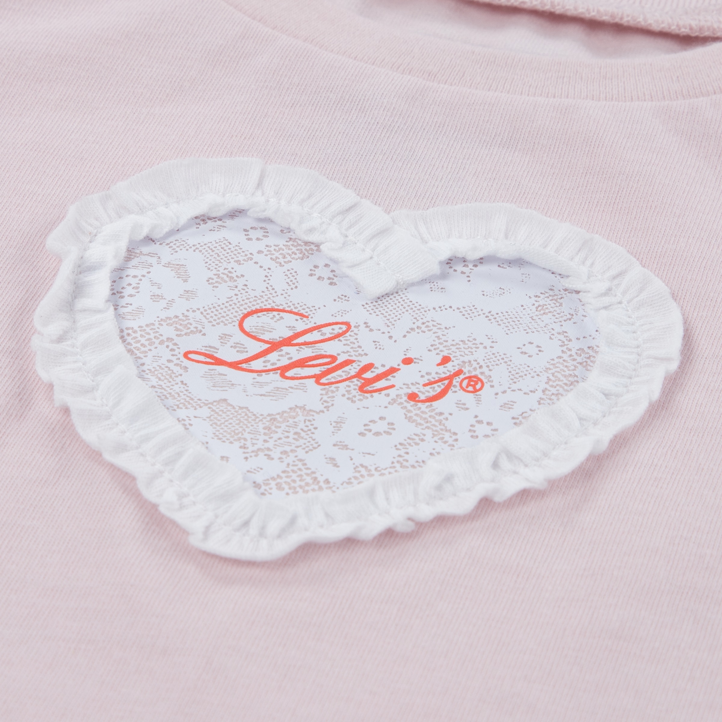 Levi's® Kids T-Shirt & Shorts »LVG BOW SLV TEE & BELTED SHORT SET« Set, 2 mit Herzapplikation, for Girls