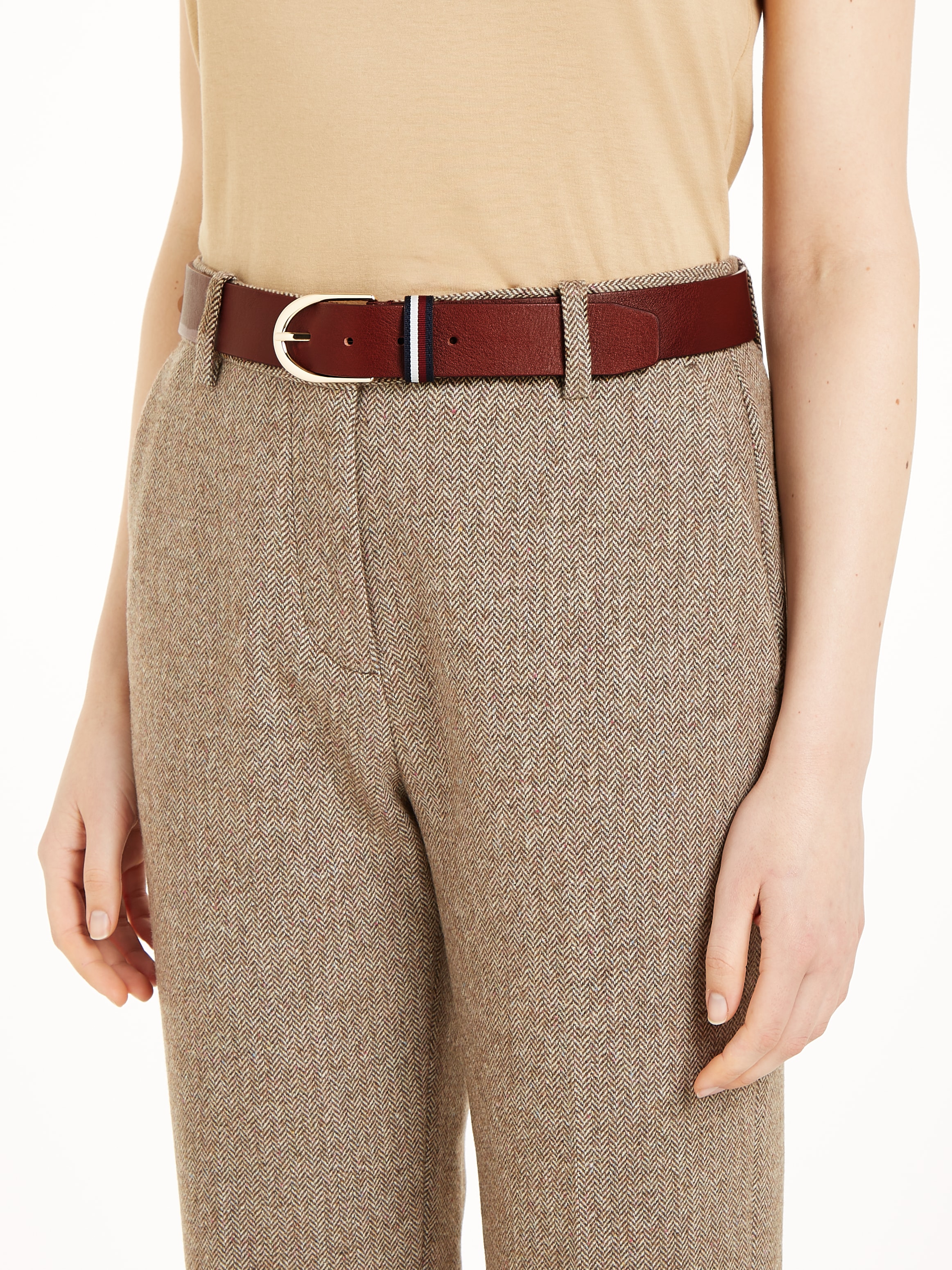Tommy Hilfiger Ledergürtel »TH CORP CASUAL 3.5«, mit Logoprägung