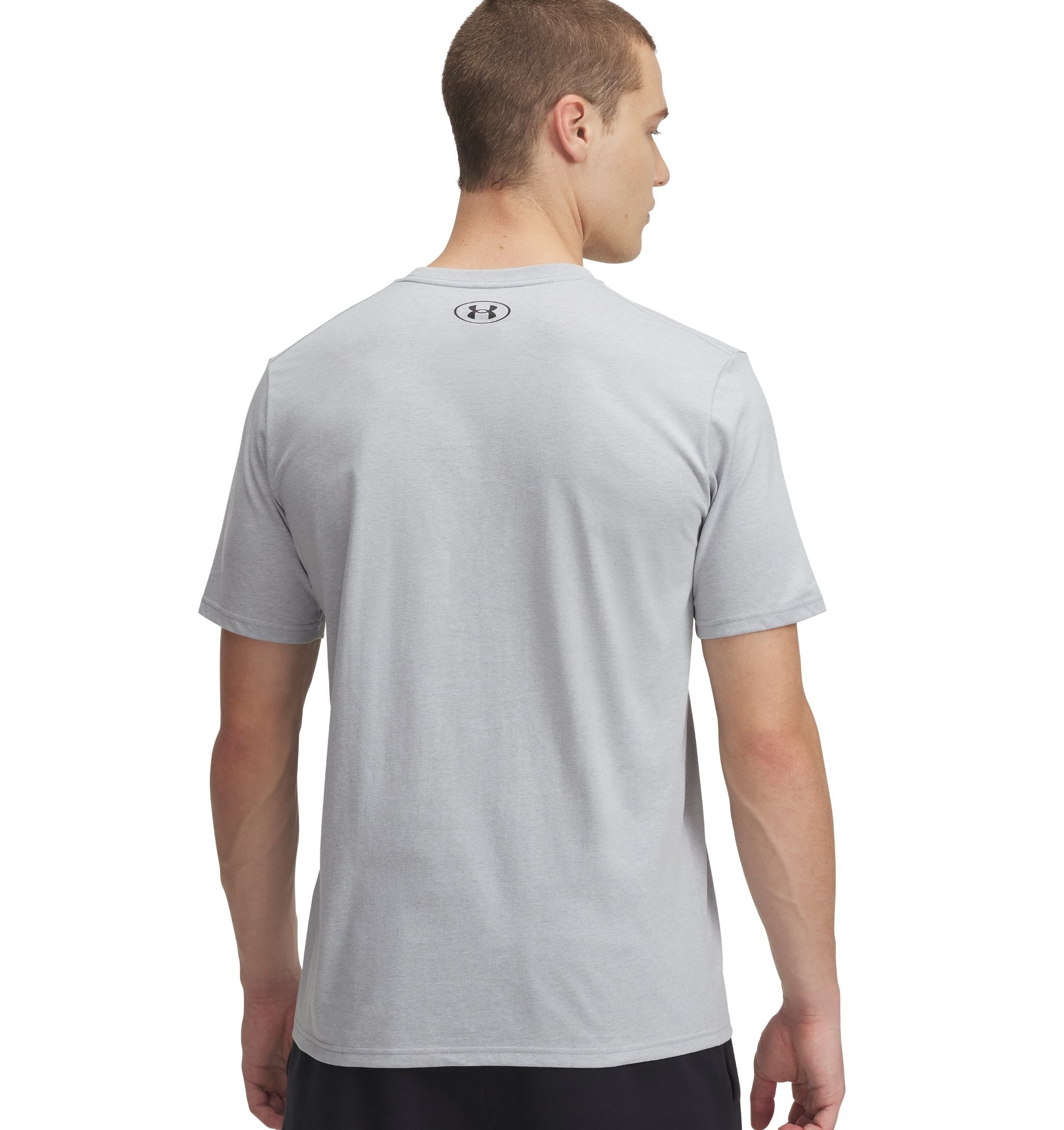 Under Armour® T-Shirt »UA M BOXED SPORTS UPDATED SS« sportlicher Stil, Rundhalsausschnitt, aus Baumwolle und Polyester