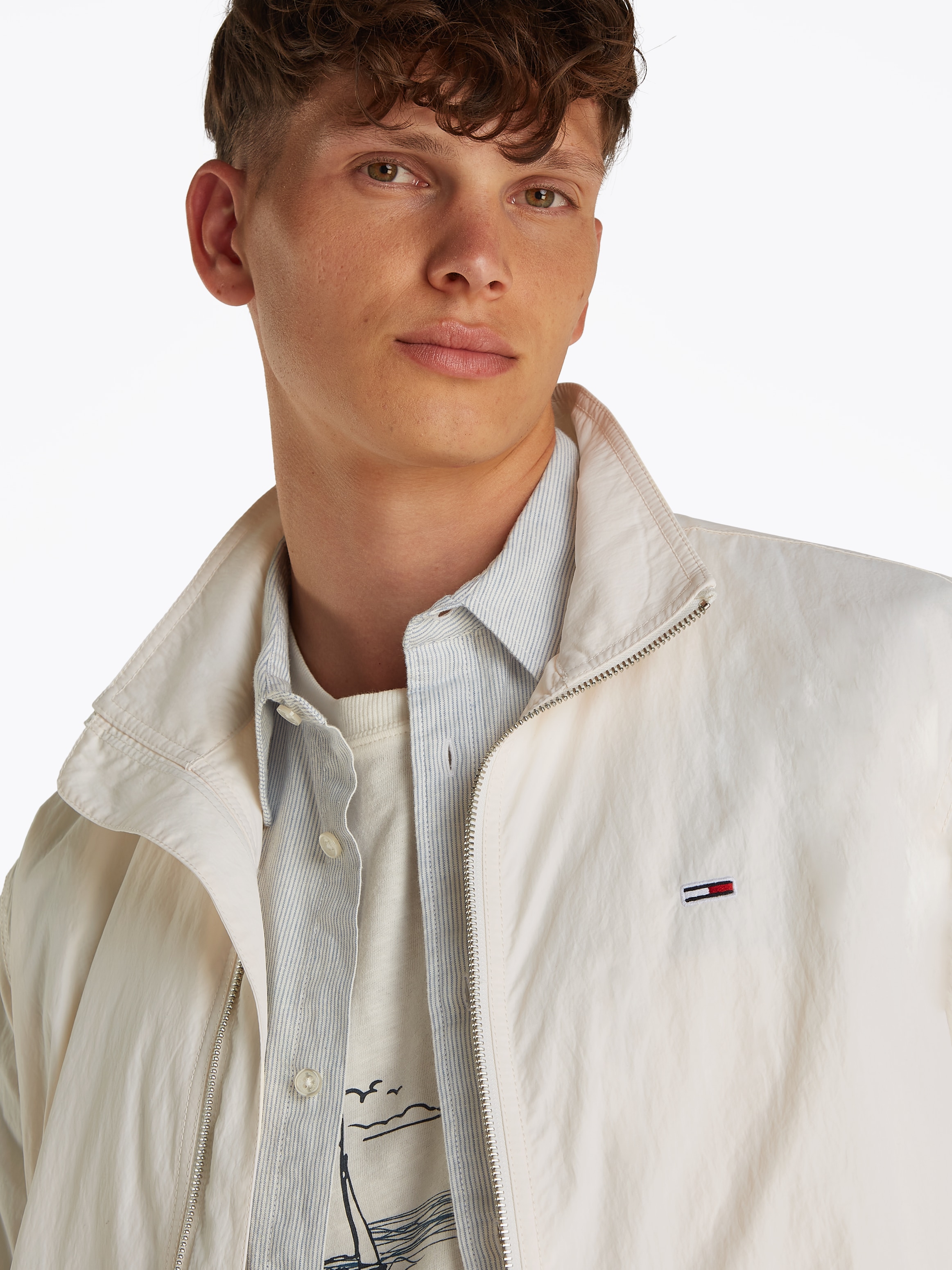 Tommy Jeans Bomberjacke »TJM ESSENTIAL JACKET EXT«, mit Logostickerei