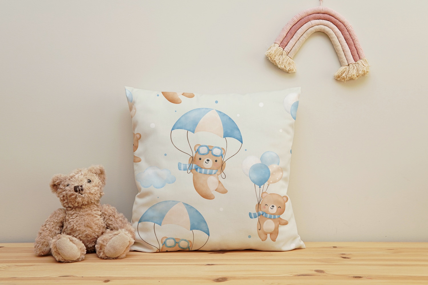 queence Dekokissen »Bär mit Fallschirm«, Kissenhülle mit HD Premium Druck, geruchsneutral, 40x40cm