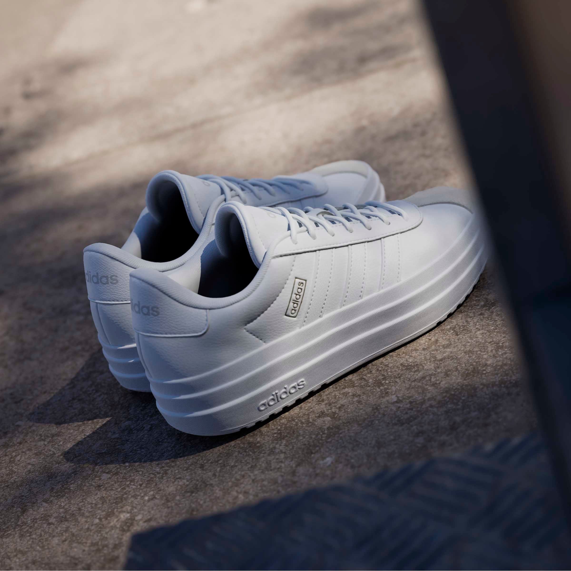 adidas Sportswear Plateausneaker »VL COURT BOLD«  Design auf den Spuren des adidas Gazelle Bold