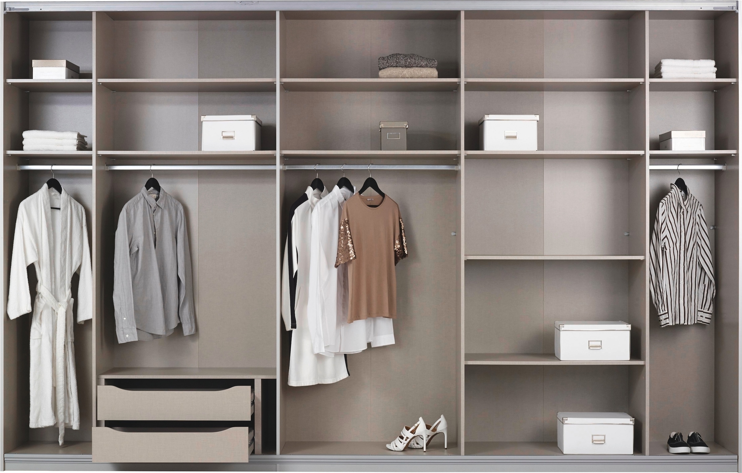 rauch Schwebetürenschrank »Kleiderschrank Schrank Garderobe ORACLE mit Spiegelfront«, inkl. Schubladen-Einsatz und extra Einlegeböden MADE IN GERMANY