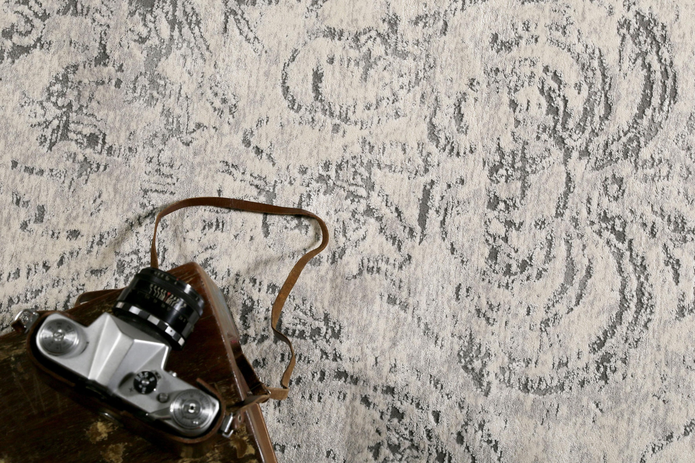 Esprit Teppich »Elda ESP-5198«, rechteckig, 12 mm Höhe, Hoch Tief Struktur, Floral, Wohnzimmer