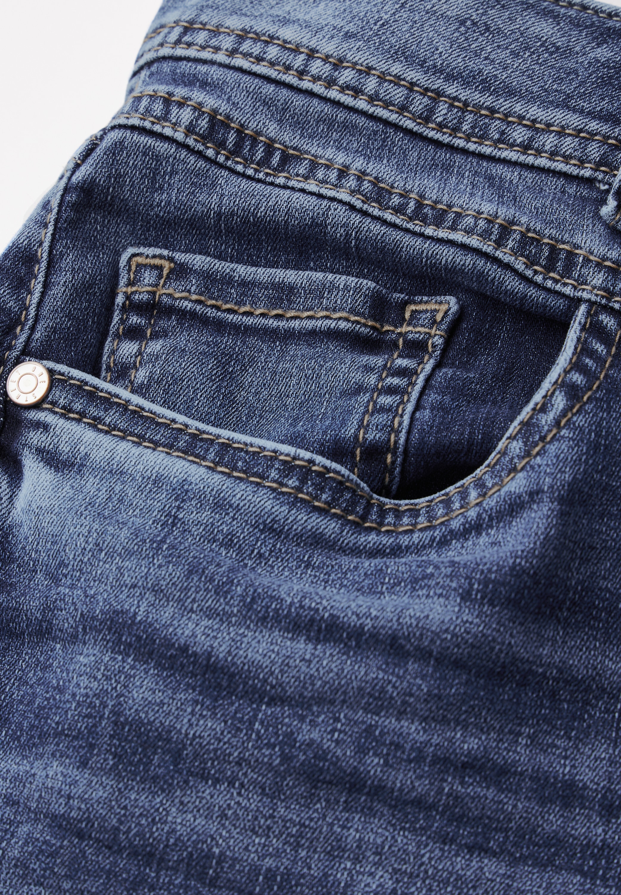 STREET ONE Slim-fit-Jeans »Style YORK«, in mittelblauer Waschung