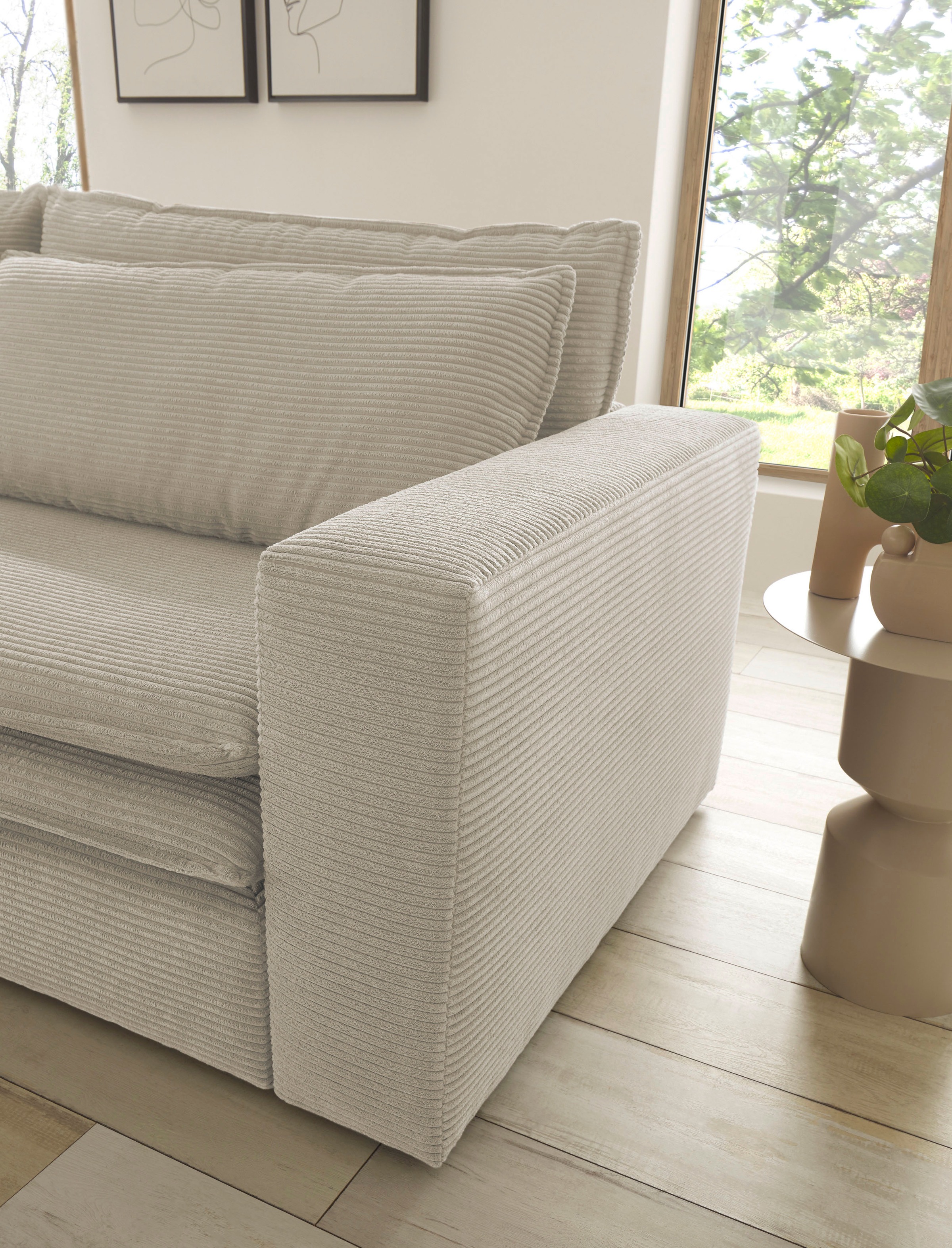 Places of Style 3-Sitzer »PIAGGE«, Cord-Bezug - mit Bettfunktion und Bettkasten, mit praktischem Topper