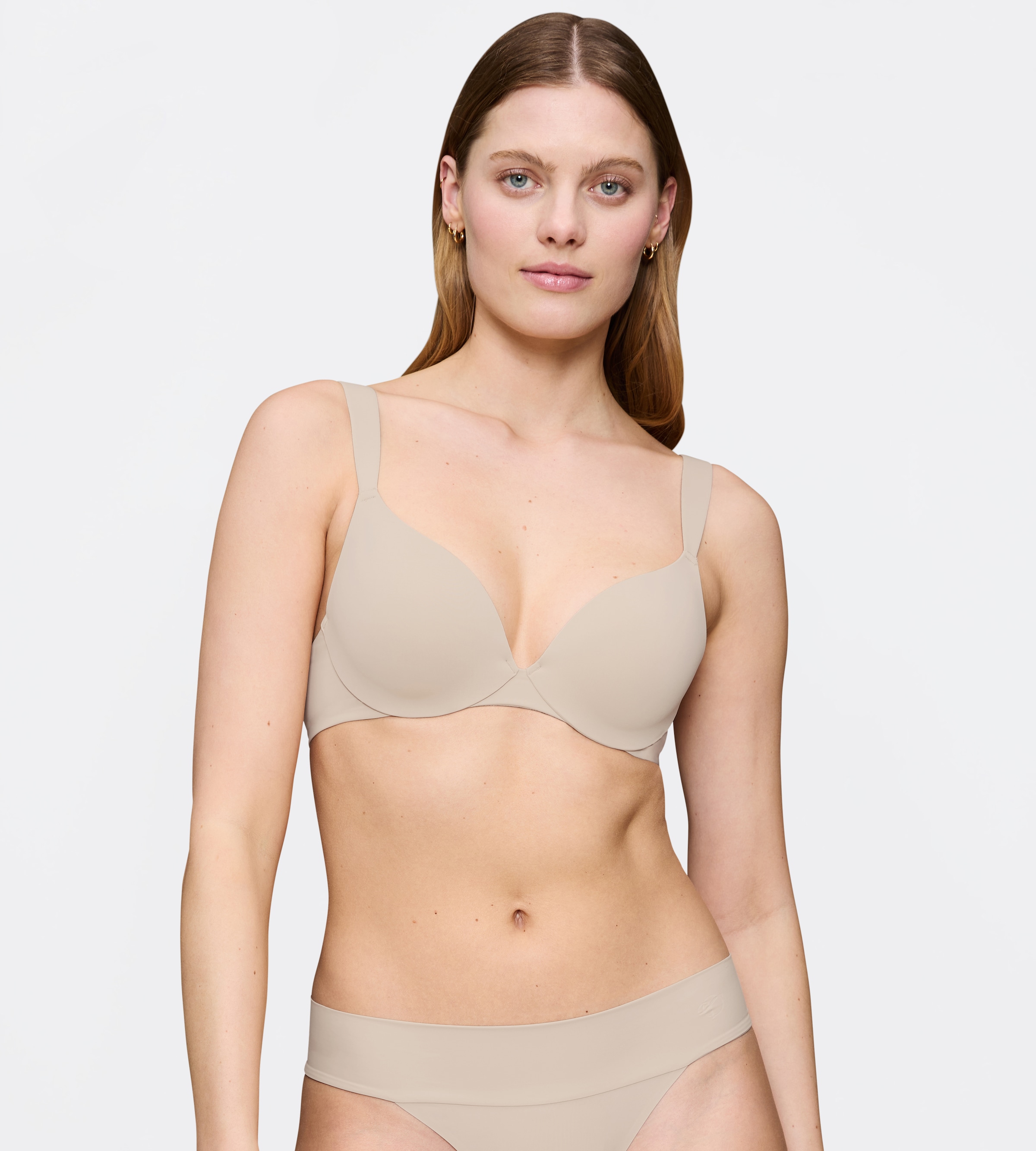 Triumph Bügel-BH »Body Make-Up Illusion« mit tiefem Dekolleté, gepolsterte Cups, Komfort-Bügel, Microfaser
