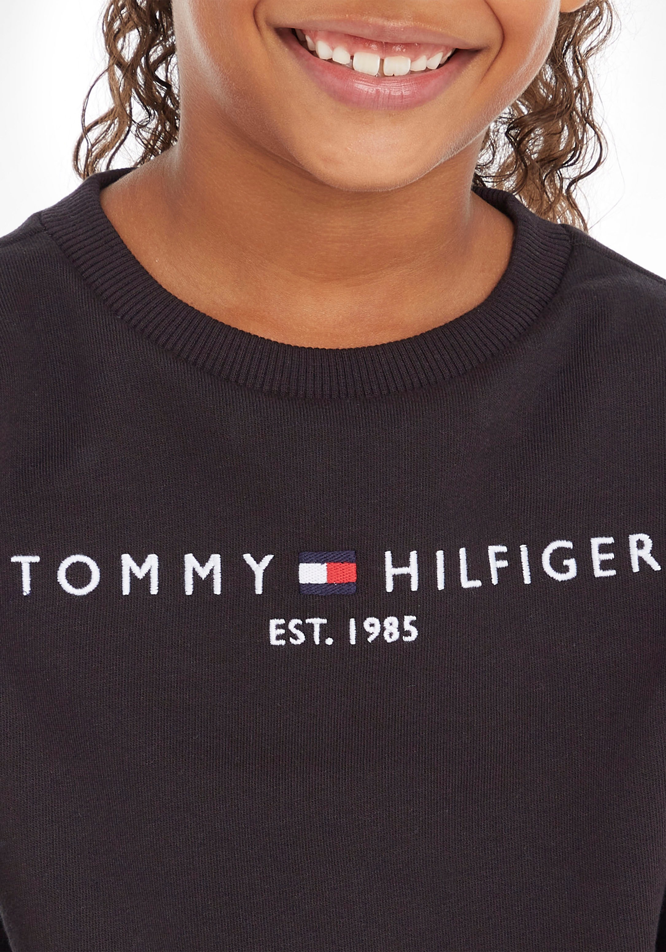 Tommy Hilfiger Sweatshirt »ESSENTIAL SWEATSHIRT«, Mädchen Junior und Kinder ♕ Jungen bei MiniMe,für Kids