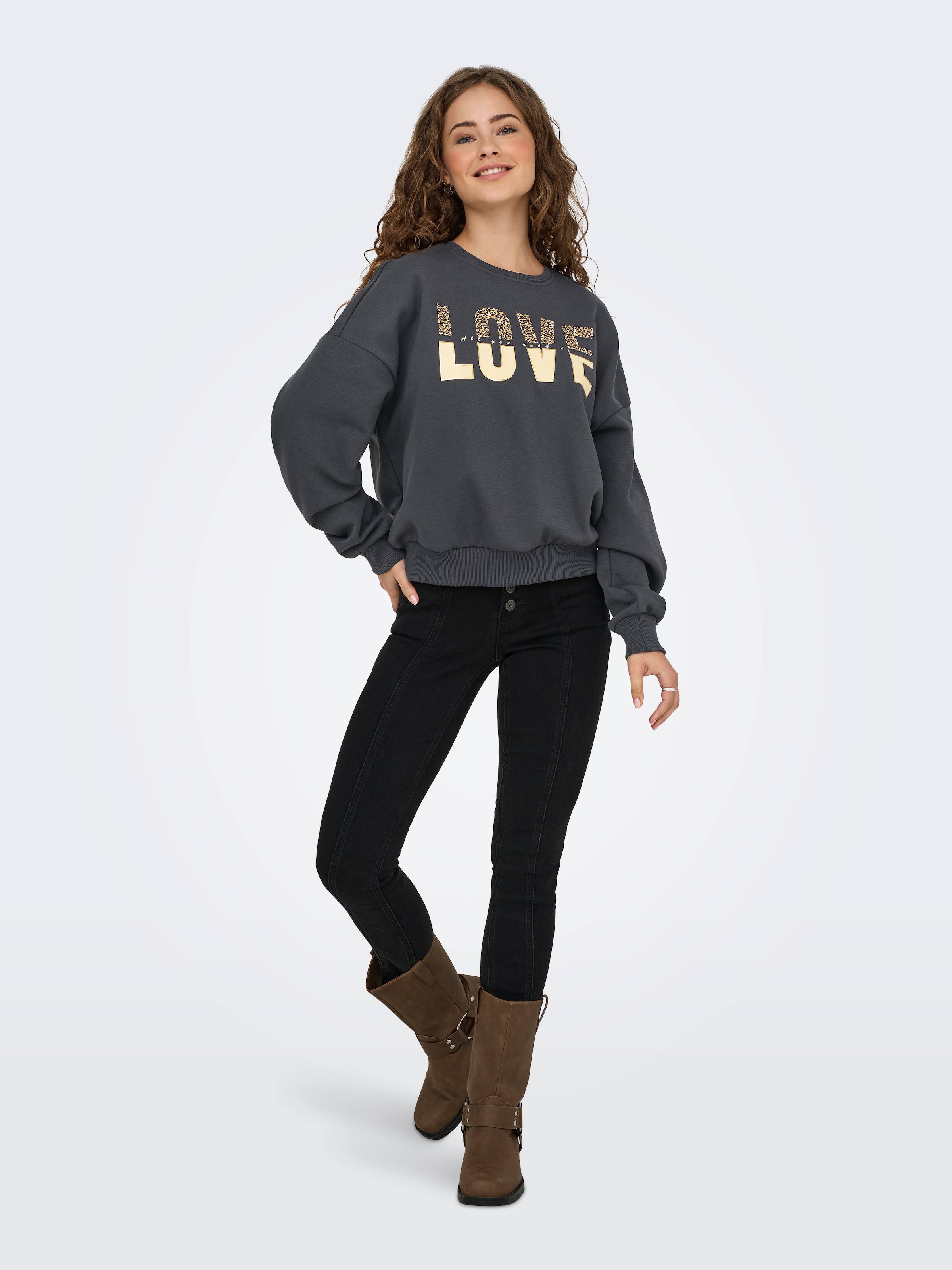 ONLY Sweatshirt »ONLTAMMIE L/S LEO PRINT O-NECK SWT«