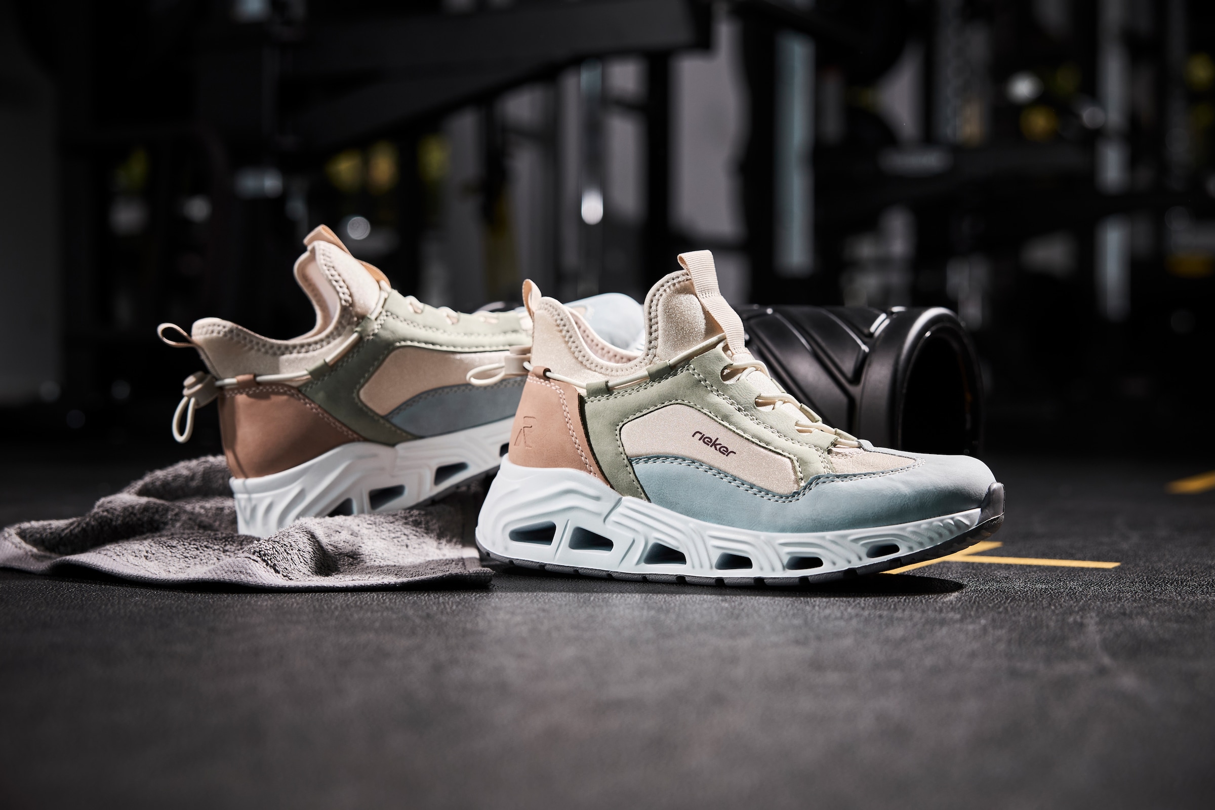 RIEKER Sport Slip-On Sneaker  High Top Sneaker, Schlupfschuh mit Schnellverschluss hinten