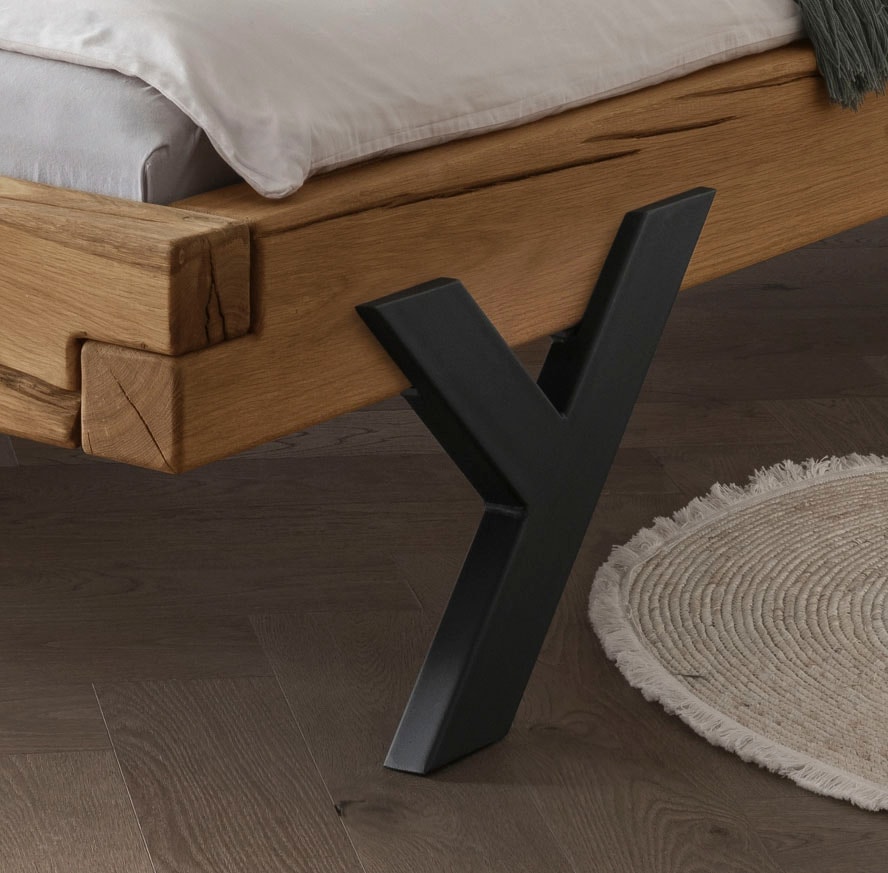 Home affaire Massivholzbett »Ultima Balkenbett Doppelbett, Füße aus Metall in Y-Form«, (hohe Belastbarkeit: 200kg je Seite), FSC®-zertifizierte Wildeiche oder Fichte, viele Breiten zur Auswahl