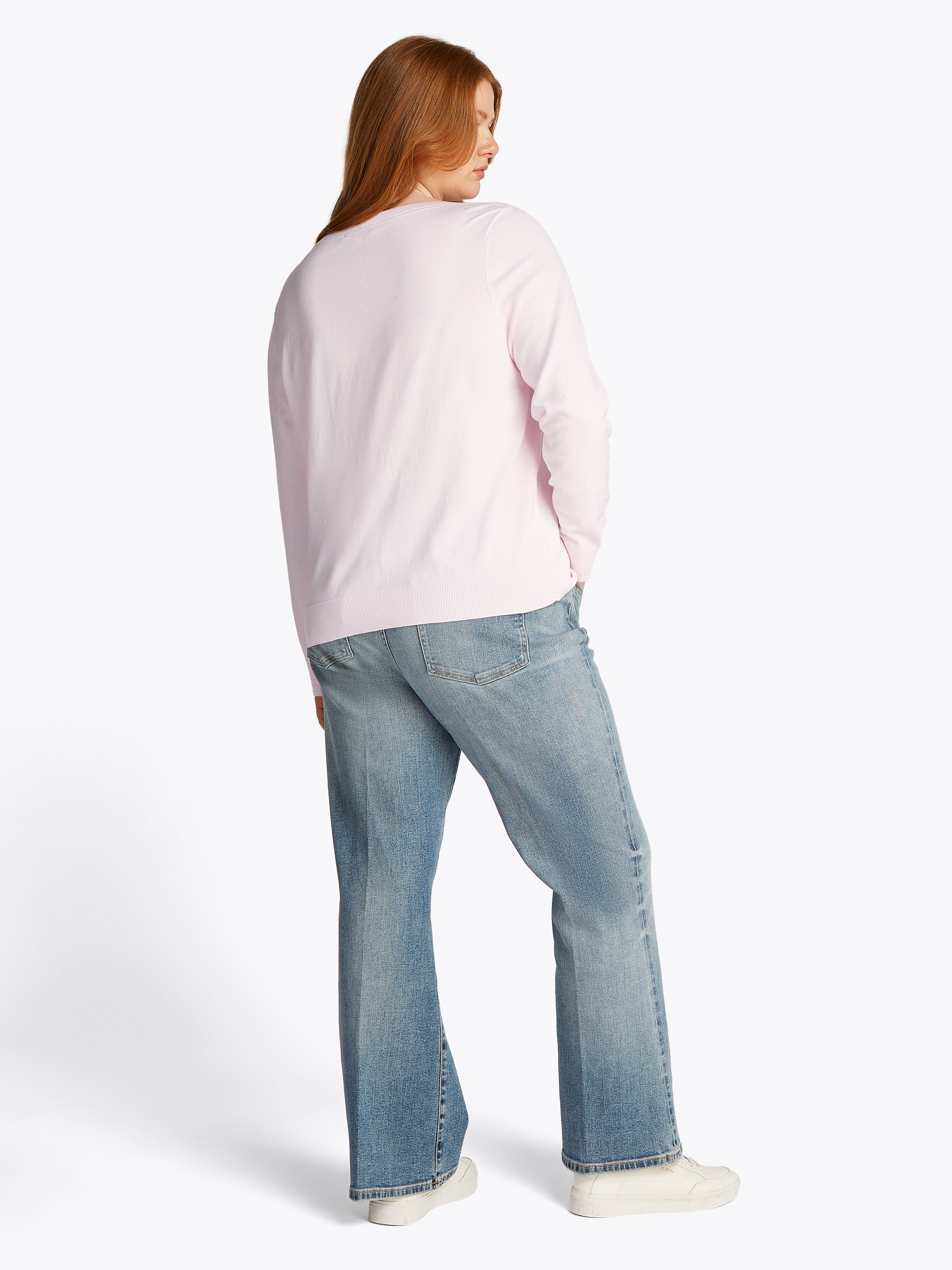 Tommy Hilfiger Curve Strickpullover »CRV CO JERSEY STITCH LS B-NK SWT«, in Großen Größen, Logostickerei