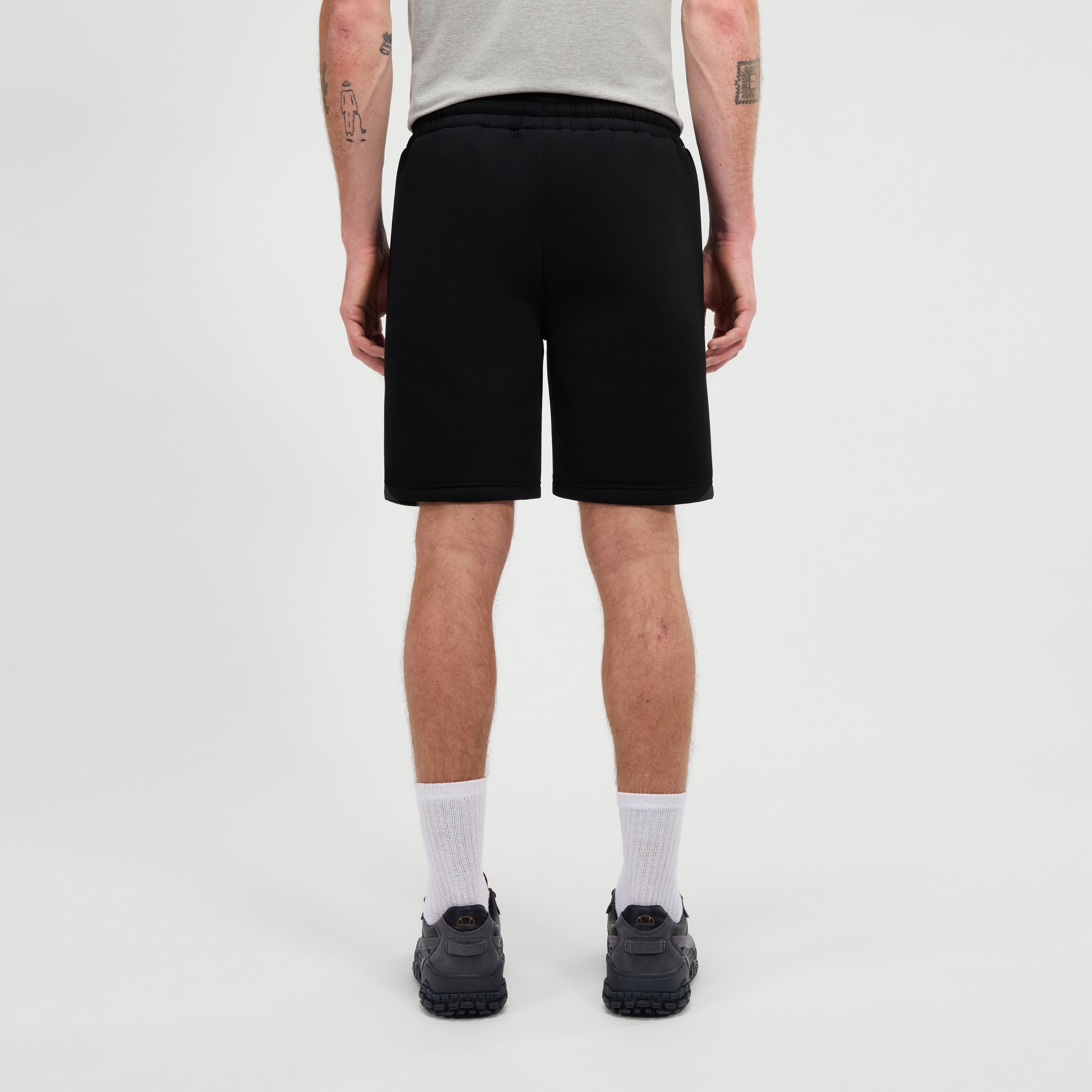 Ellesse Sweatshorts »GIALARNO SHORT«, (1 tlg.)