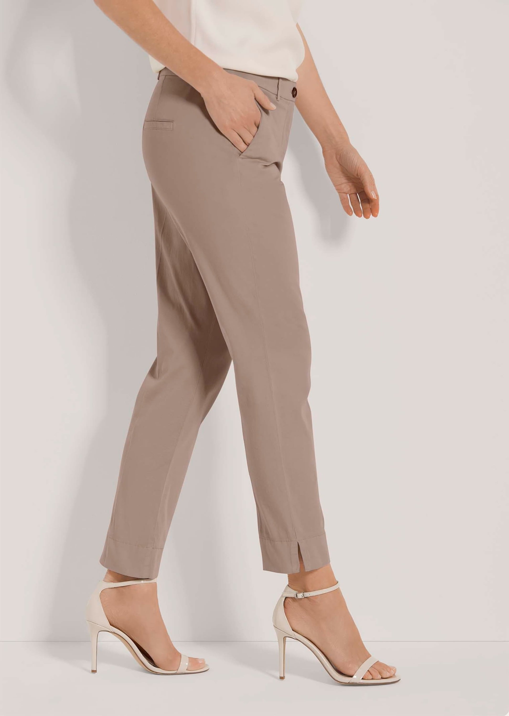 MADELEINE Chinohose »Hose Chino-Hose mit Bügelfalten«