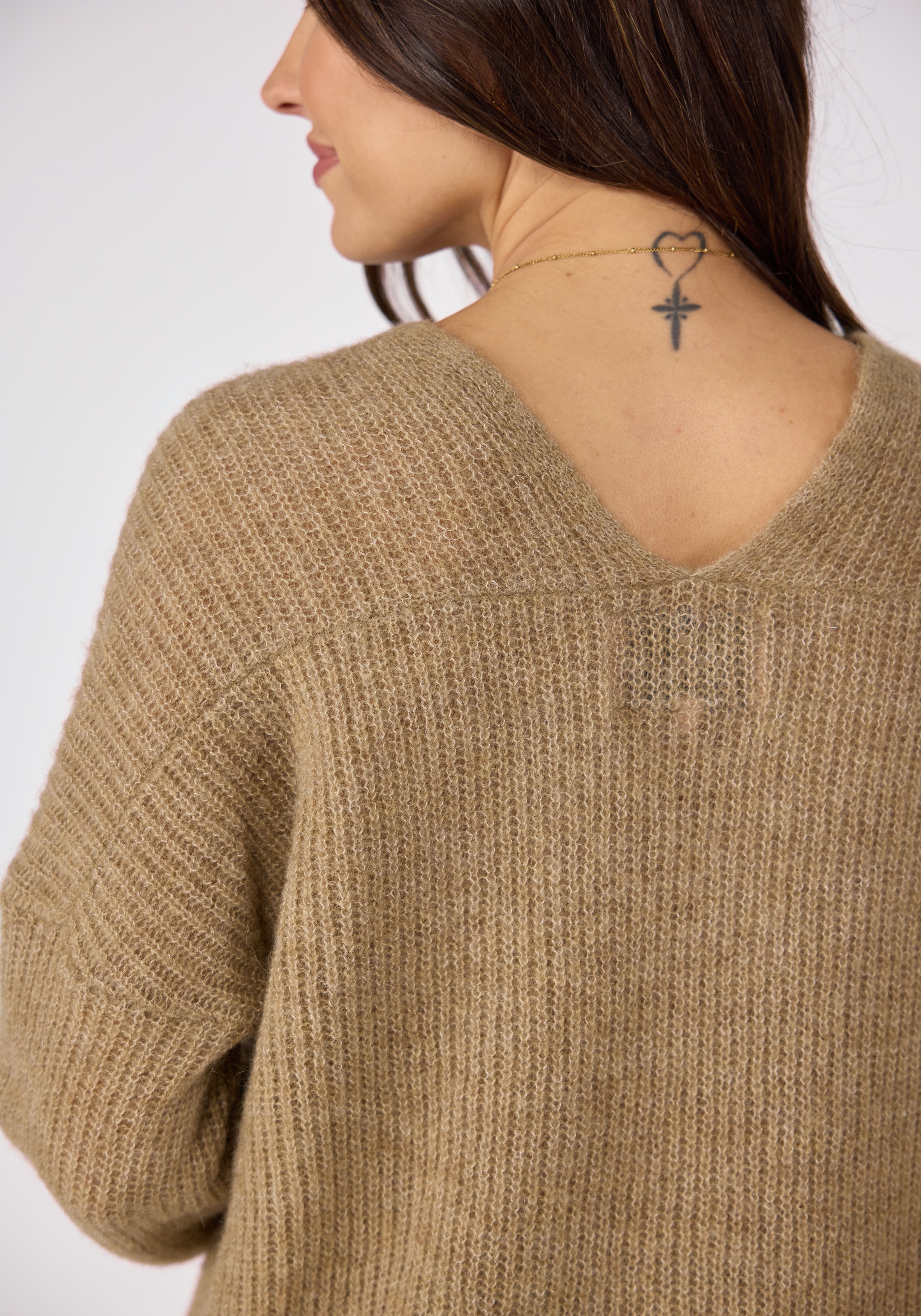 Lieblingsstück V-Ausschnitt-Pullover »AlienaEP«, mit Alpaka- und Wollanteil