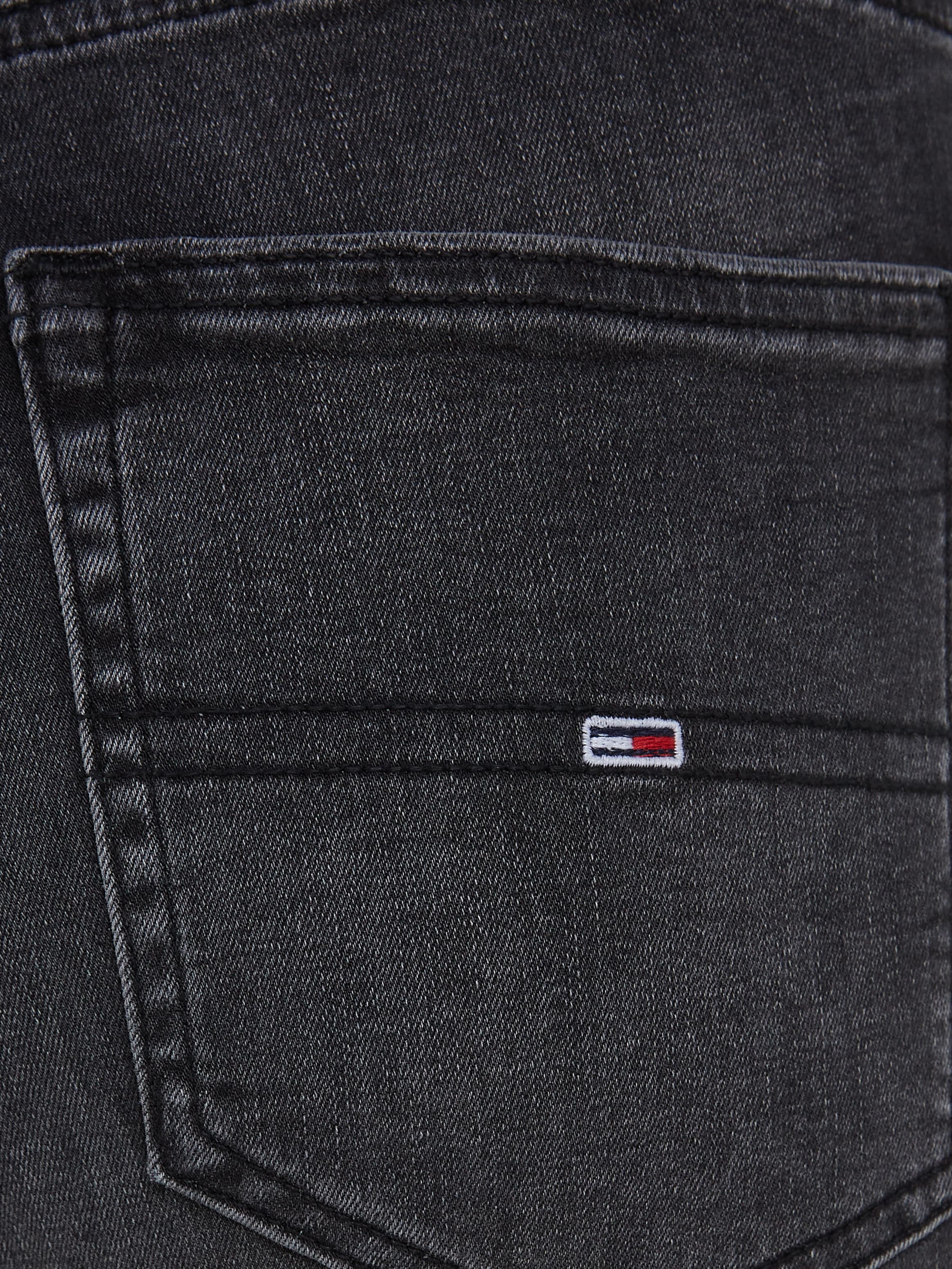 Tommy Jeans Skinny-fit-Jeans »Sylvia High Rise Skinny«, mit Logo-Badge