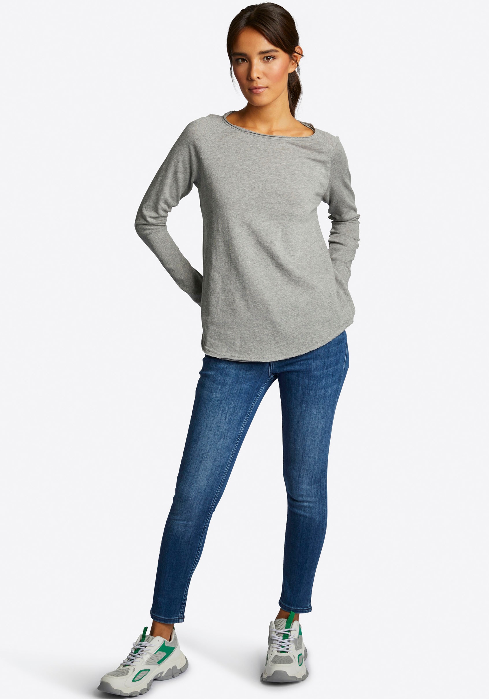 RICHROYAL Langarmshirt »2409 O HJ LS«, mit offener Ausschnittkante und Saum