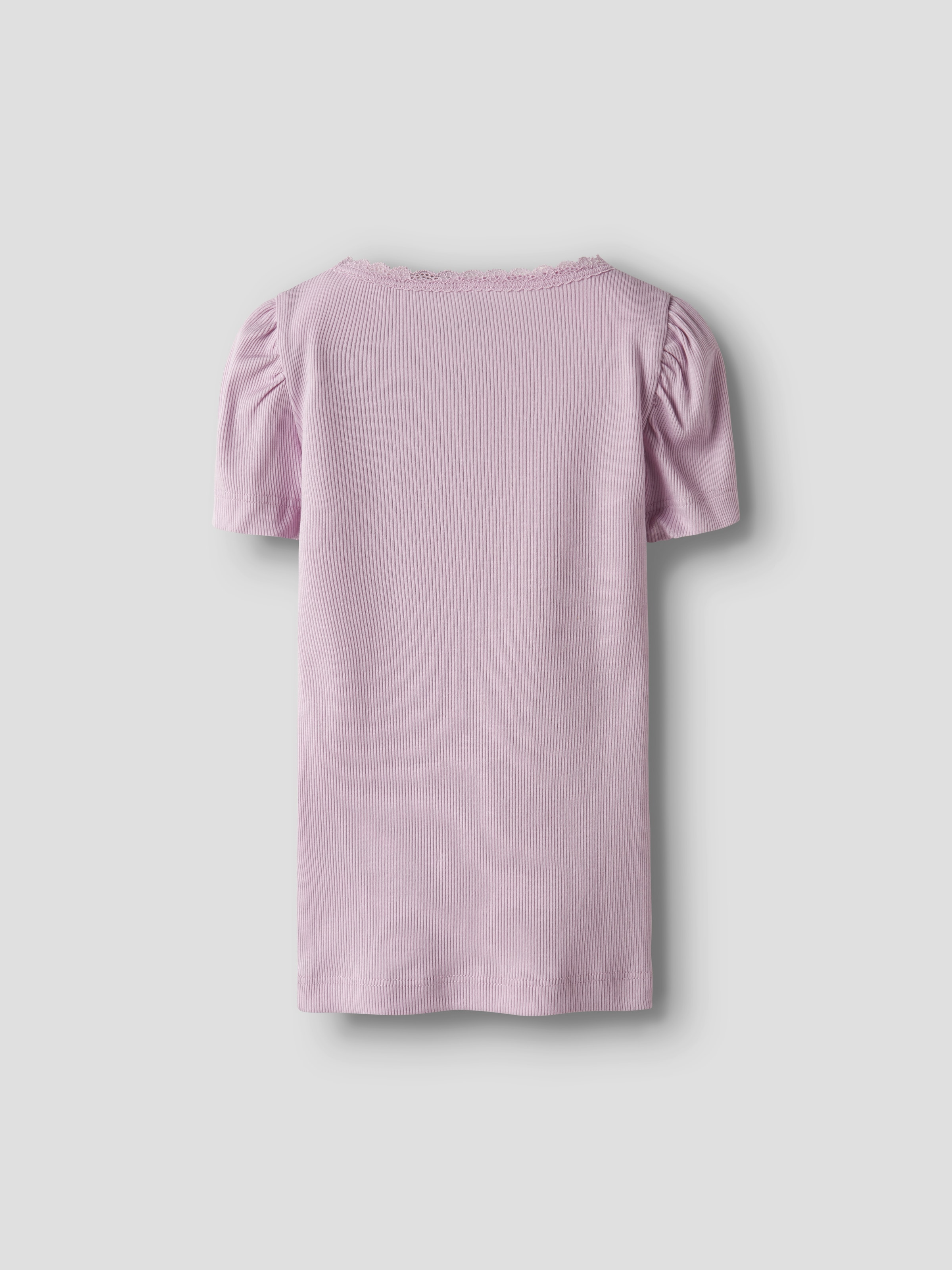 Name It Shirttop »NMFKAB TOP NOOS«, mit toller Spitzenkante am Ausschnitt