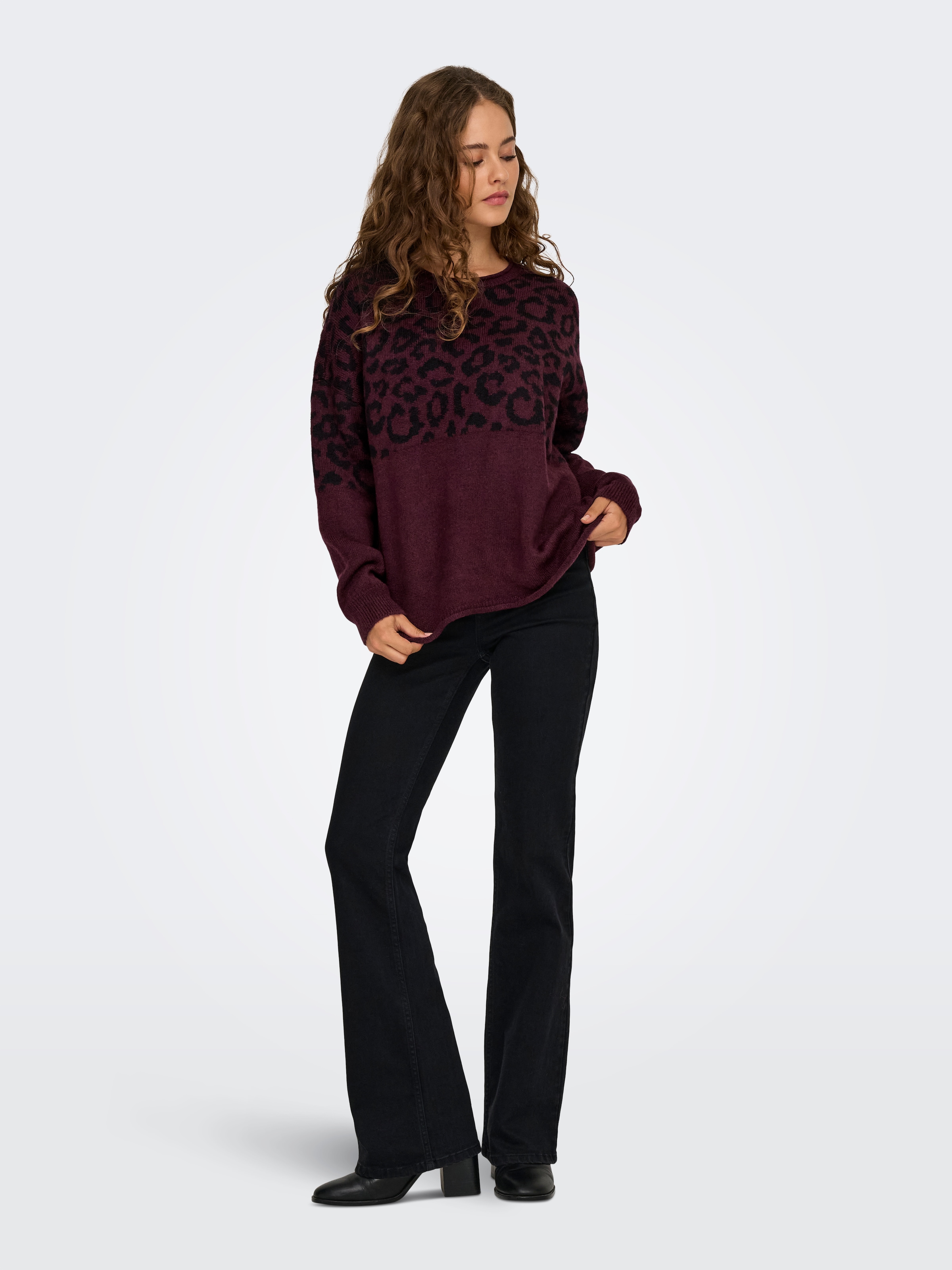 ONLY Rundhalspullover »ONLJADE ANIMAL LS O-NECK NOOS KNT« Kunstfaser, regular fit