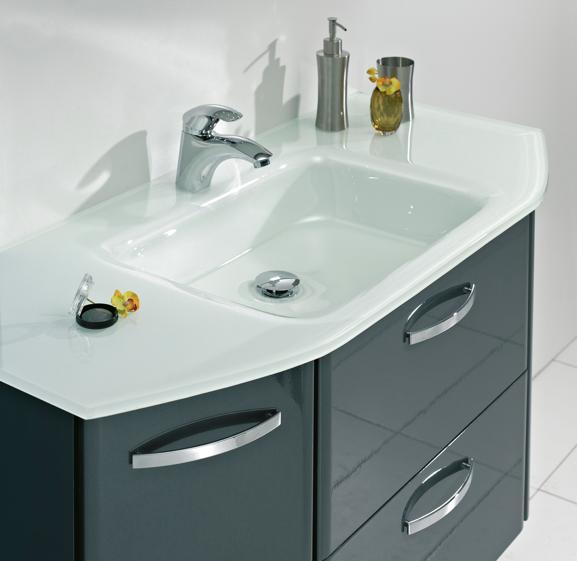 Saphir Waschtisch »Quickset 327 Waschtisch mit Unterschrank, inkl Türdämpfer«, Anthrazit Hochglanz, Waschplatz mit 2 Türen, 1 Klappe, 1 Auszug