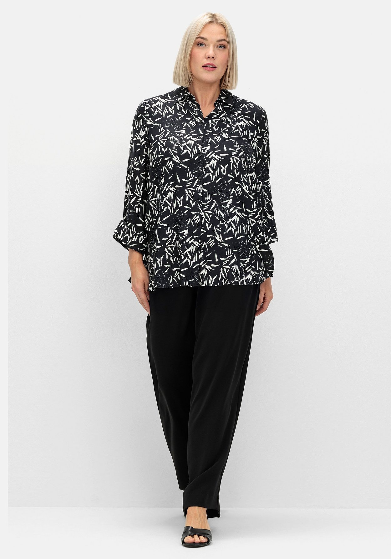 Sheego Hemdbluse »Hemdbluse mit Blätterprint und 3/4-Arm«