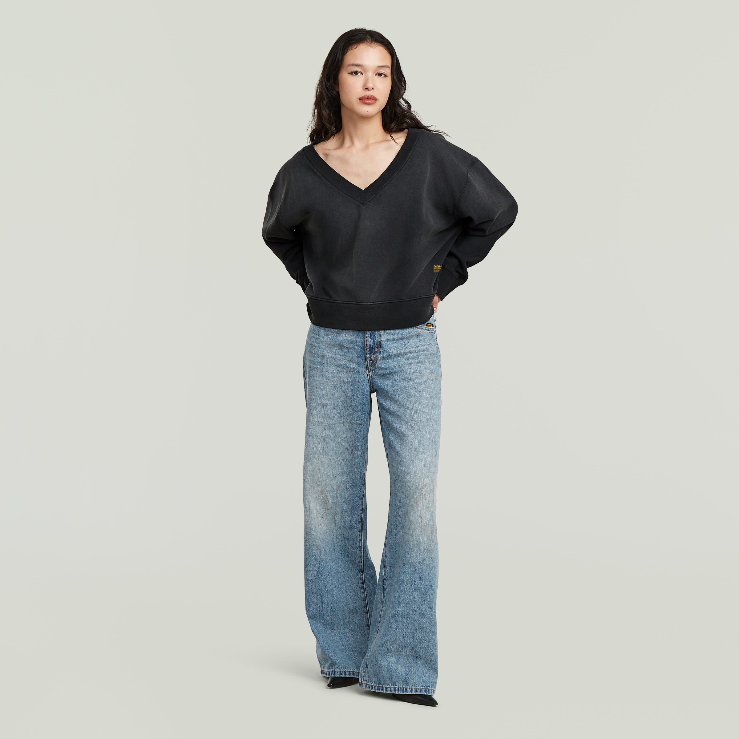 G-STAR Sweatshirt »Sun faded V-Neck Loose Wmn«, mit V-Ausschnitt
