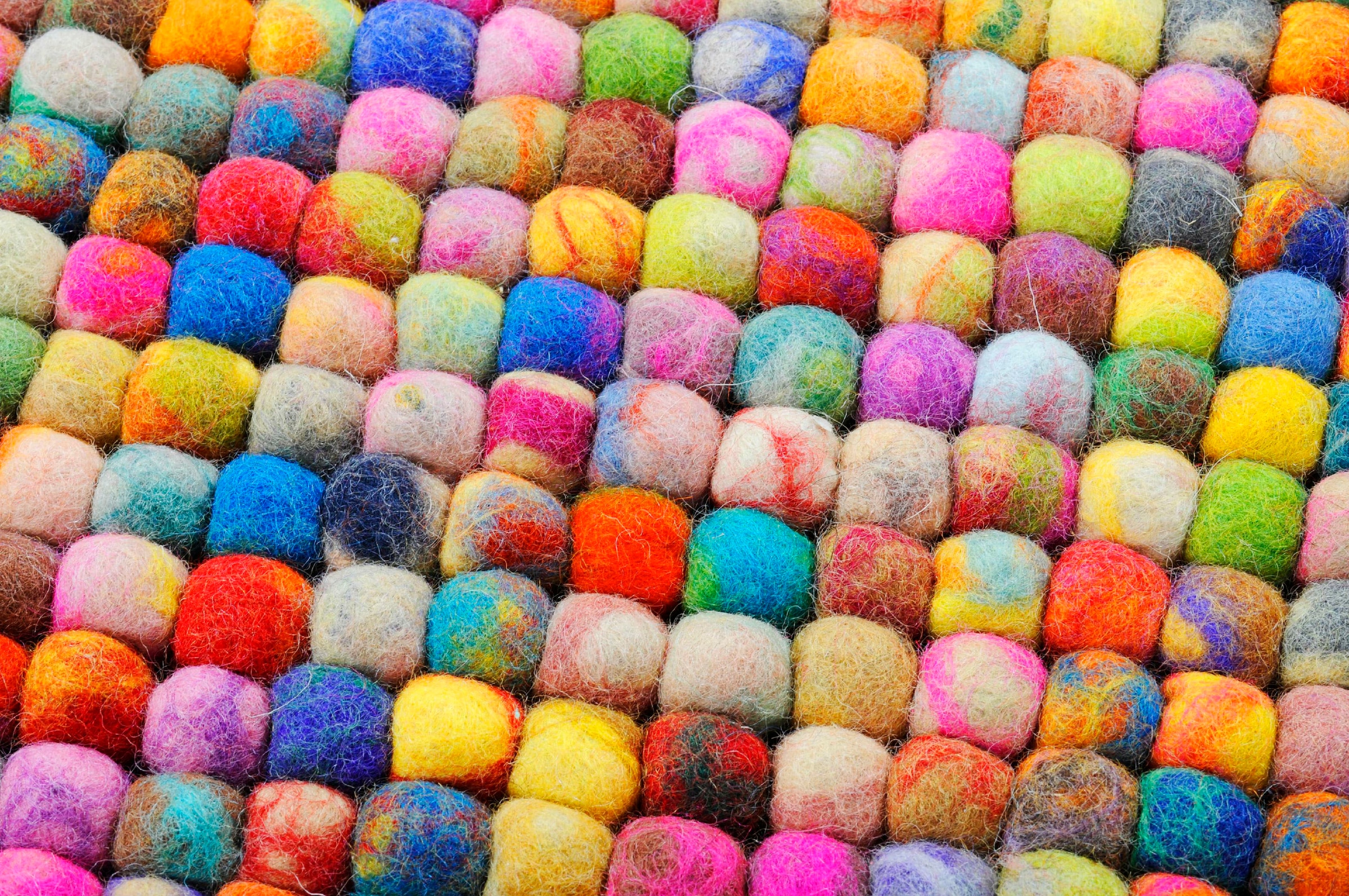THEKO Wollteppich »Felty 2.2«, rund, 22 mm Höhe, Filzkugel-Teppich, reine Wolle, handgefertigt