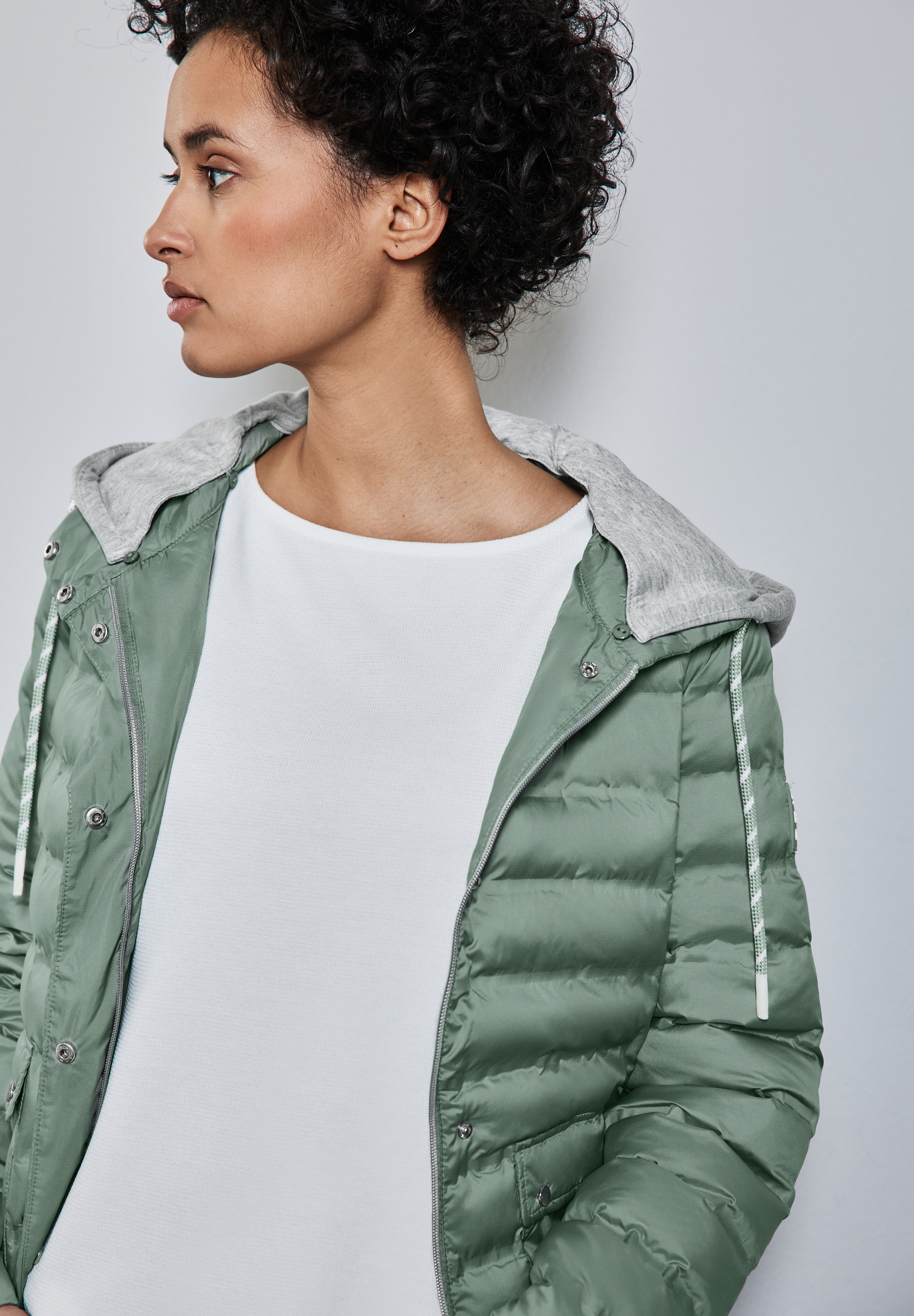 STREET ONE Steppjacke, mit Kapuze, mit abnehmbarer Kapuze