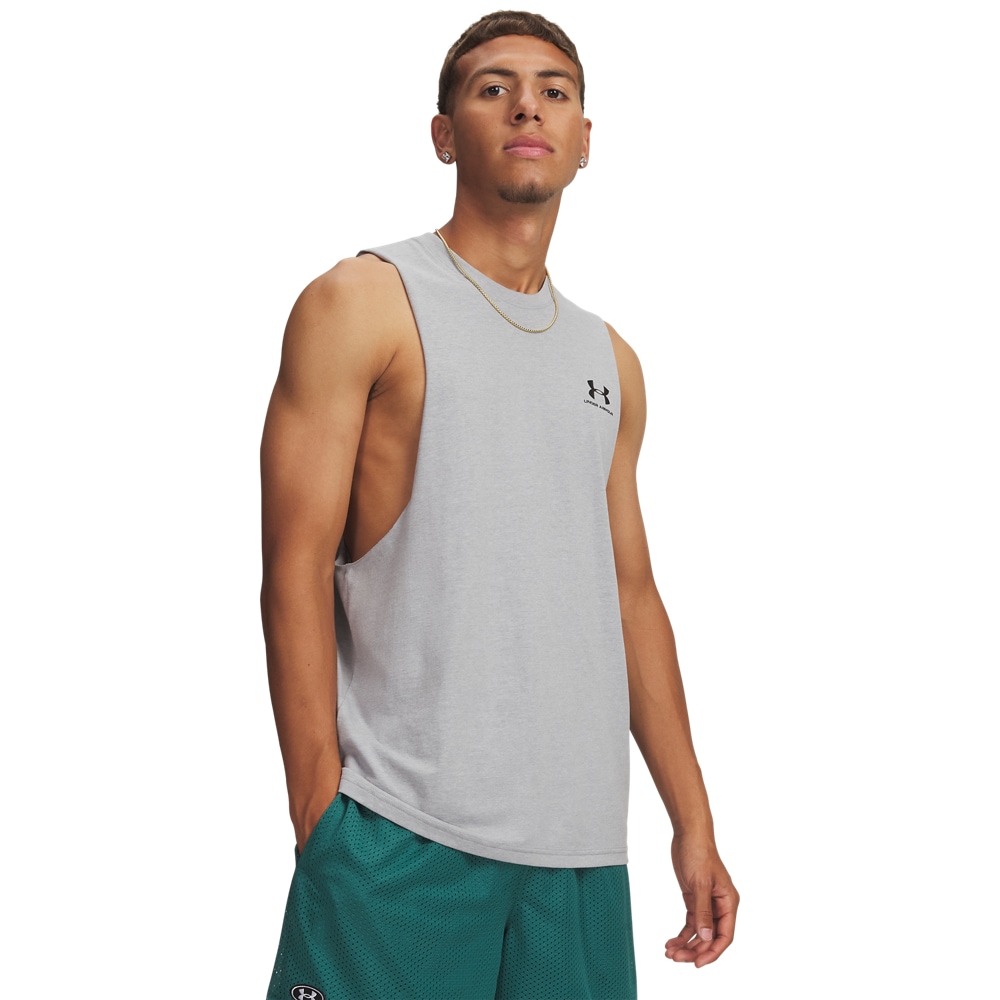 Under Armour® Trainingstop »UA LEFT CHEST CUT OFF TANK« sportliche Schnittform, für Trainingseinheiten, leichtes Design