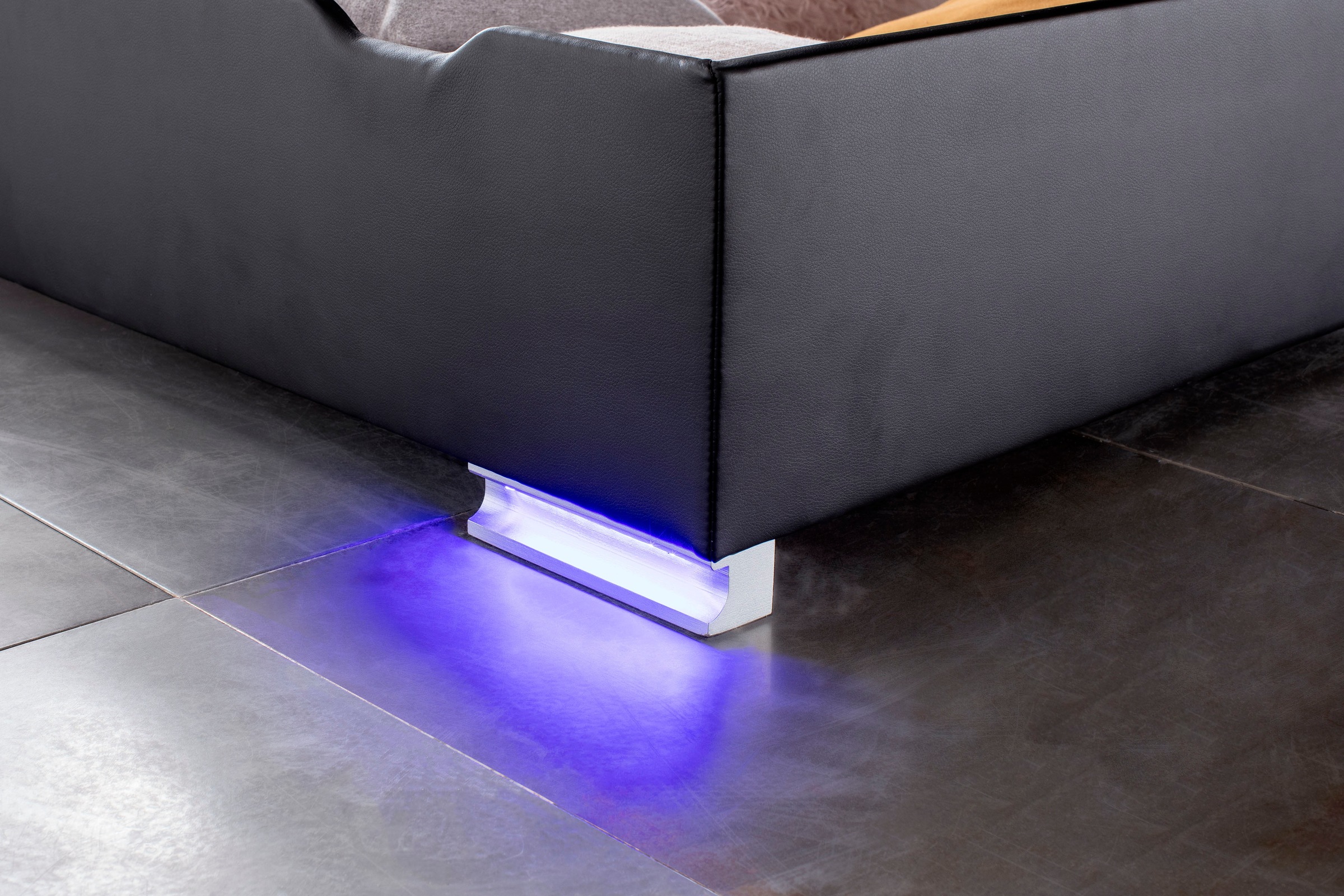 meise.möbel Boxspringbett »Las Vegas«, Füße und Kopfteil mit LED-Beleuchtung, mit Bettkasten und Topper