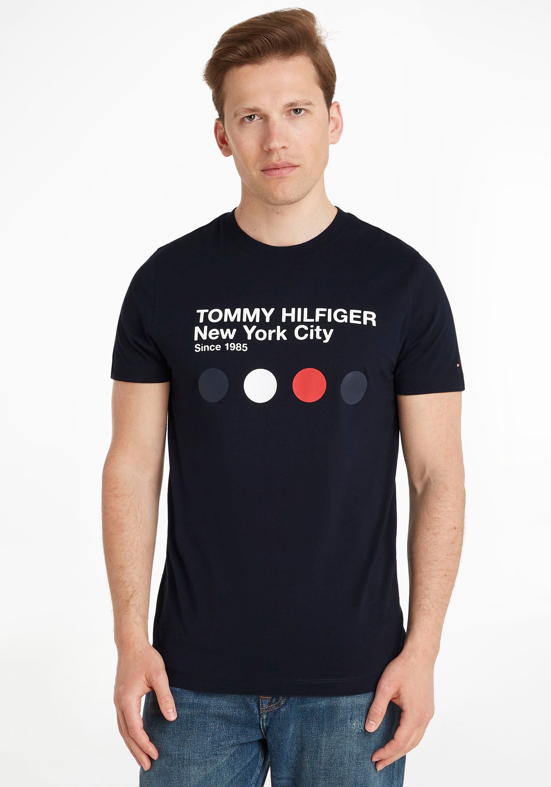 mit Metro Druck TEE«, T-Shirt Hilfiger bei GRAPHIC DOT inspiriertem ♕ »METRO Tommy