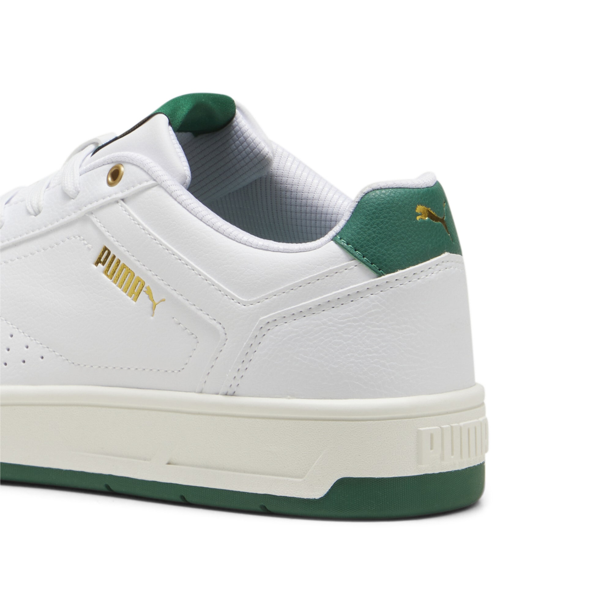PUMA Sneaker »COURT CLASSIC«  für sportliche Einsätze, mit Gummi-Laufsohle, mit Schnürverschluss