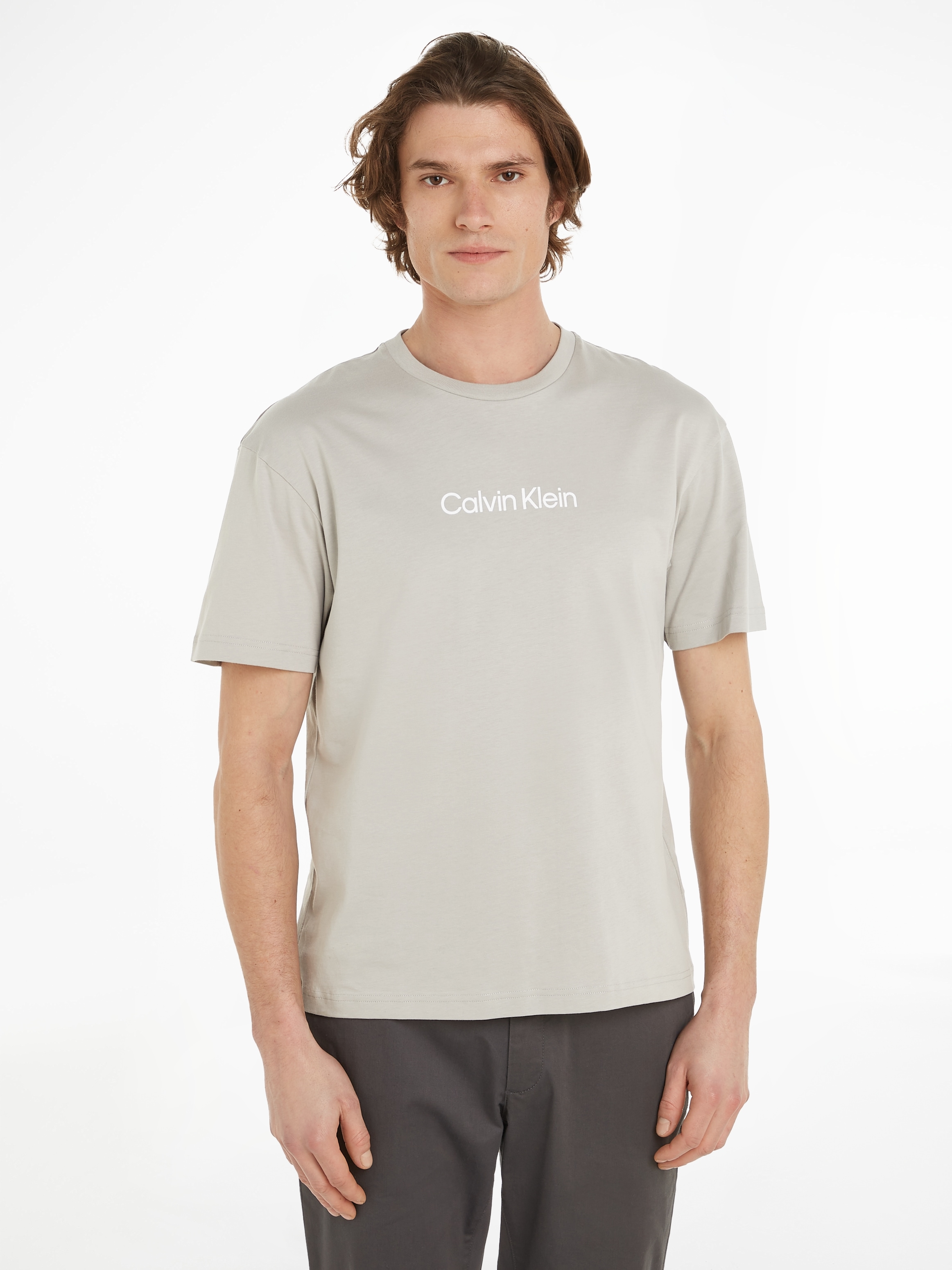 Calvin Klein LOGO »HERO T-Shirt aufgedrucktem Markenlabel mit COMFORT bei ♕ T-SHIRT«