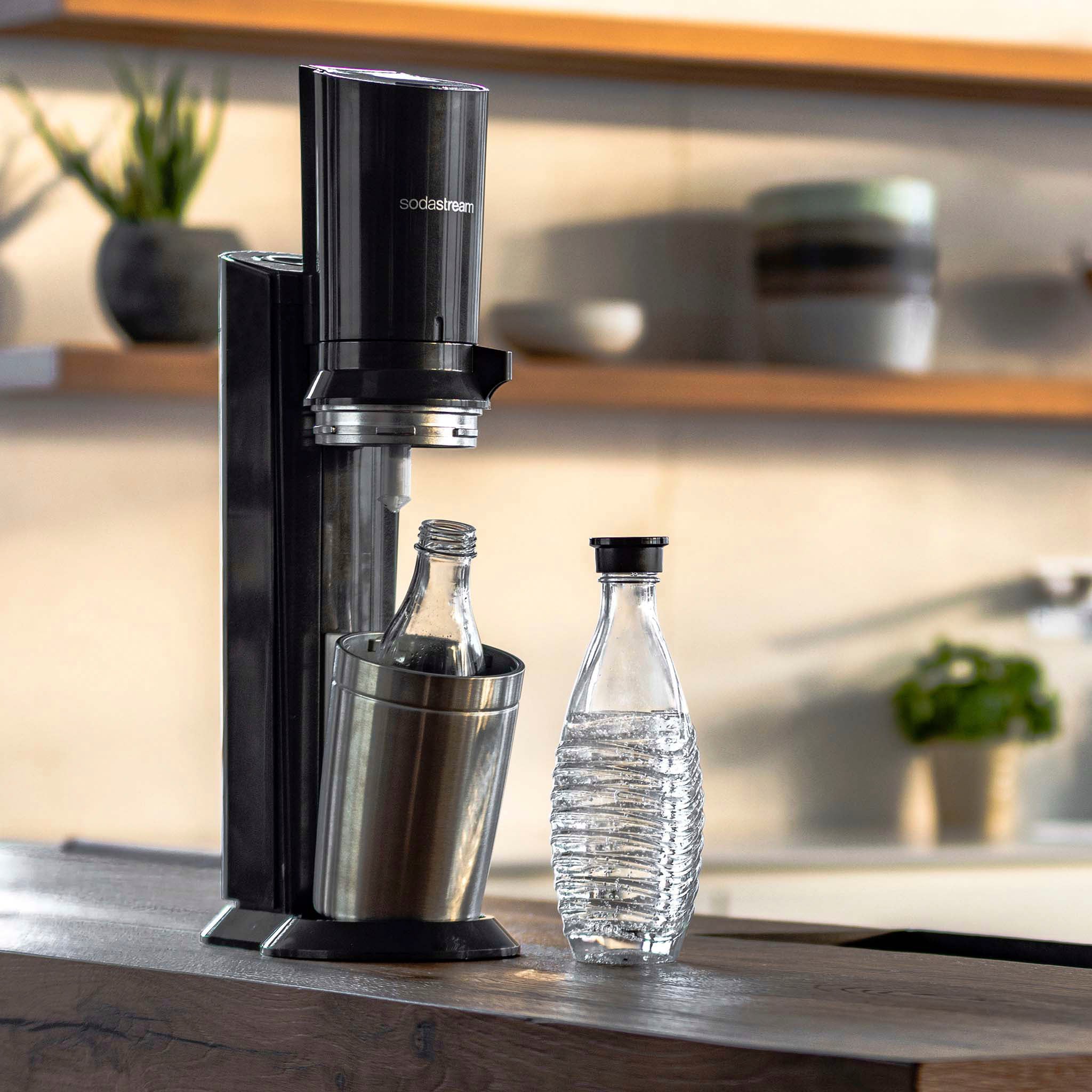 SodaStream Wassersprudler »Crystal 3.0« mit Quick Connect CO2-Zylinder und 1x Glaskaraffe 0,7 L