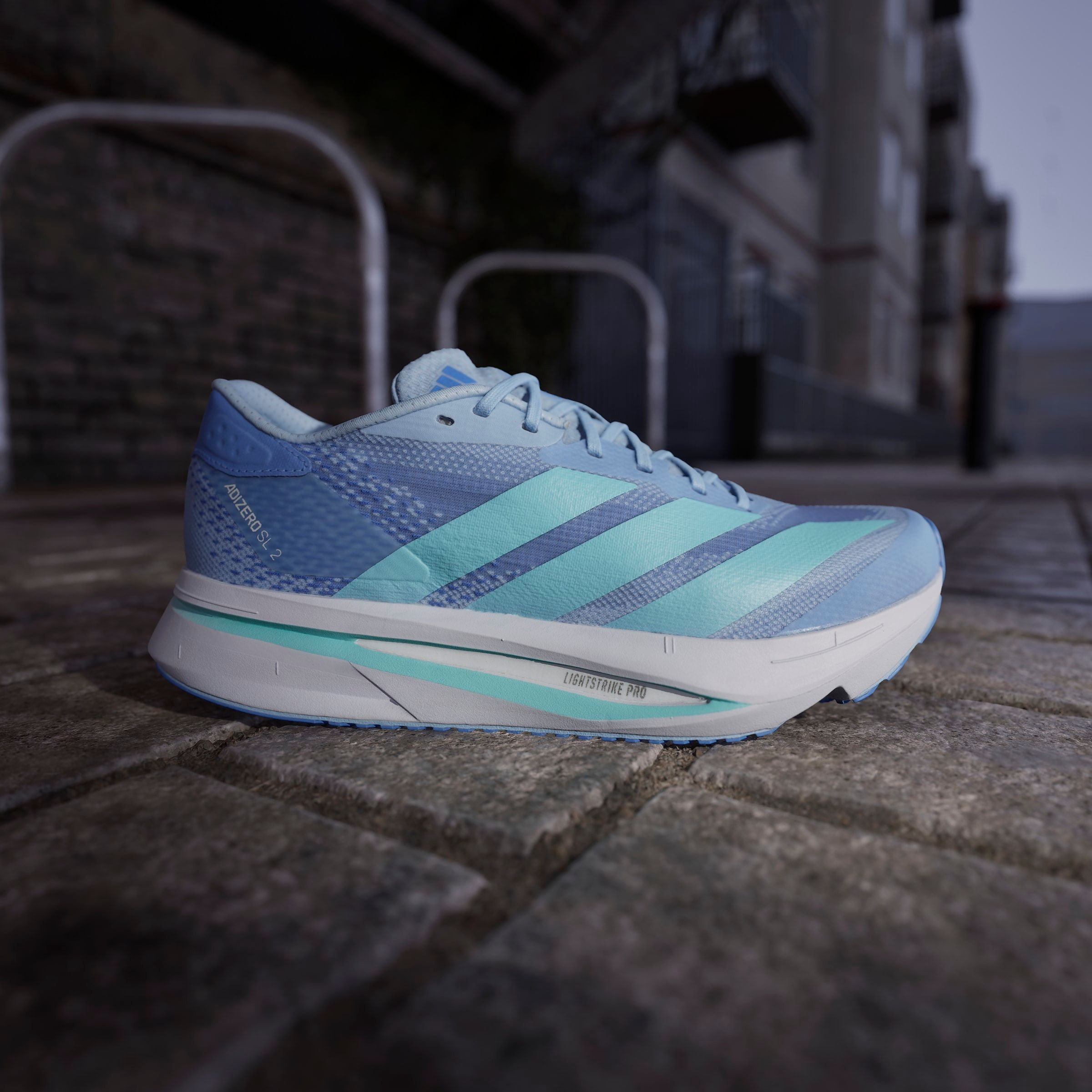 adidas Performance Laufschuh »ADIZERO SL2«, mit Lightstrike-Sohle