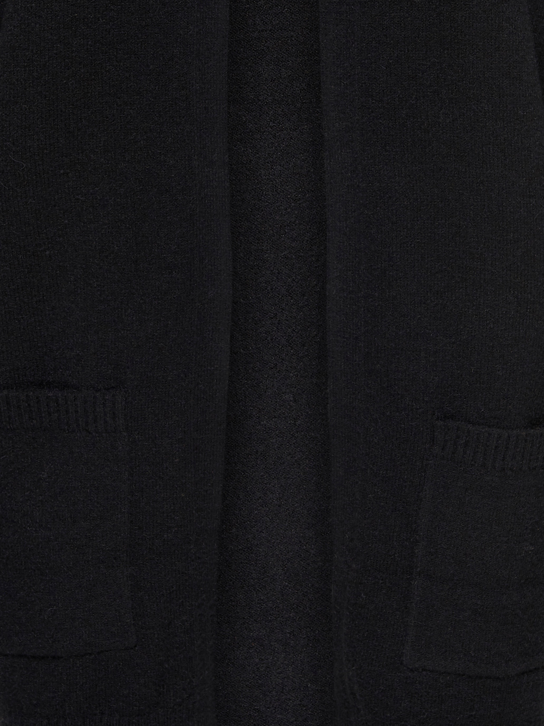 ONLY Strickjacke »ONLLESLY – Cardigan mit Taschen und figurumspielender Form«, figurumspielend, casual, Feinstrick, Viskosemischung, V-Ausschnitt
