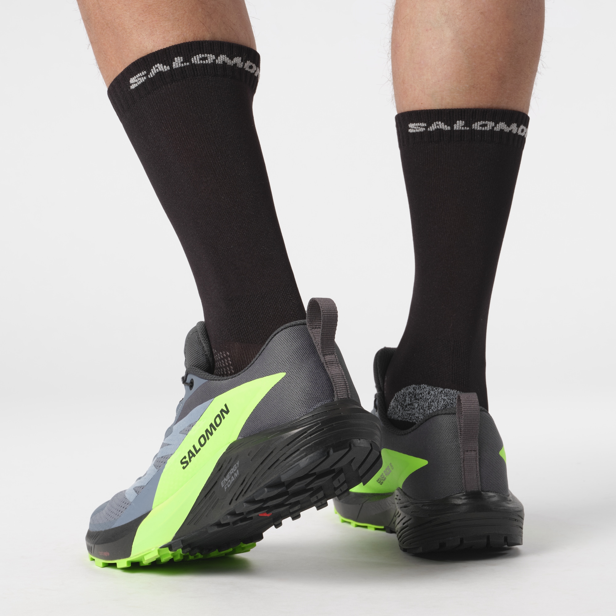 Salomon Trailrunningschuh »SENSE RIDE 5 GORE-TEX«, wasserdichte Trailrunningschuhe