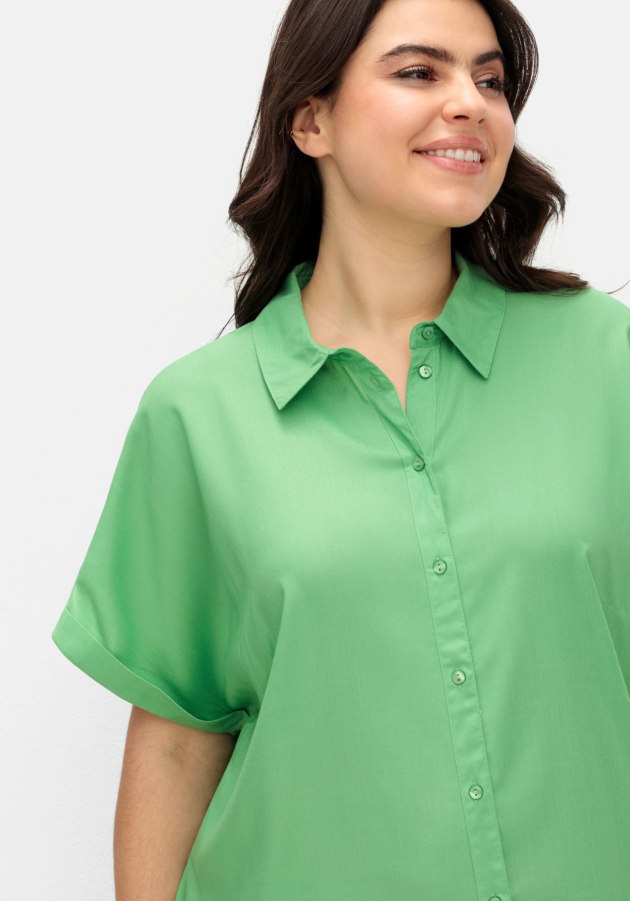 Sheego Longbluse »Longbluse mit Hemdkragen und kurzem Arm«