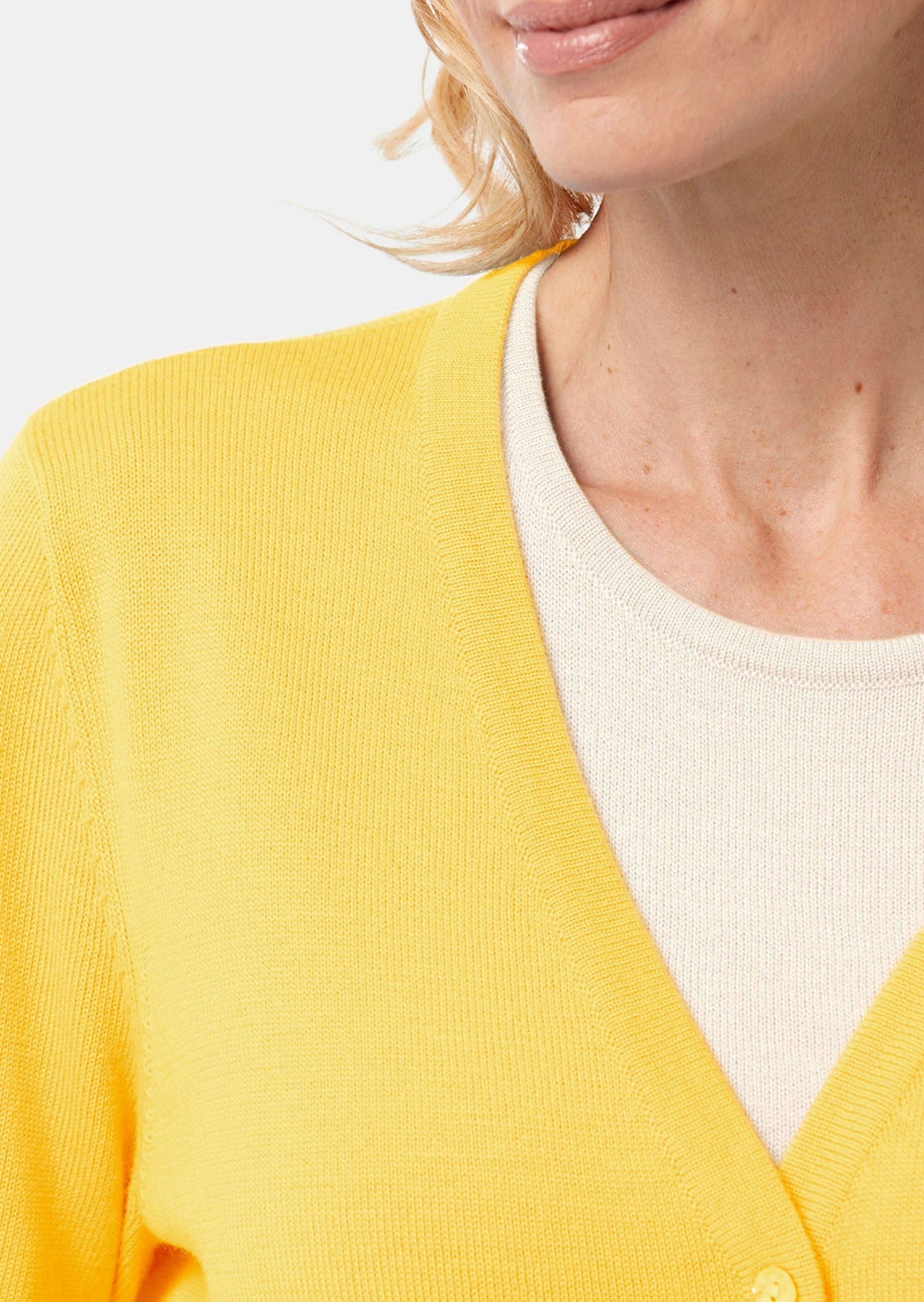 GOLDNER Strickjacke »Kurzgröße Uni Merino-Cardigan Langarm«