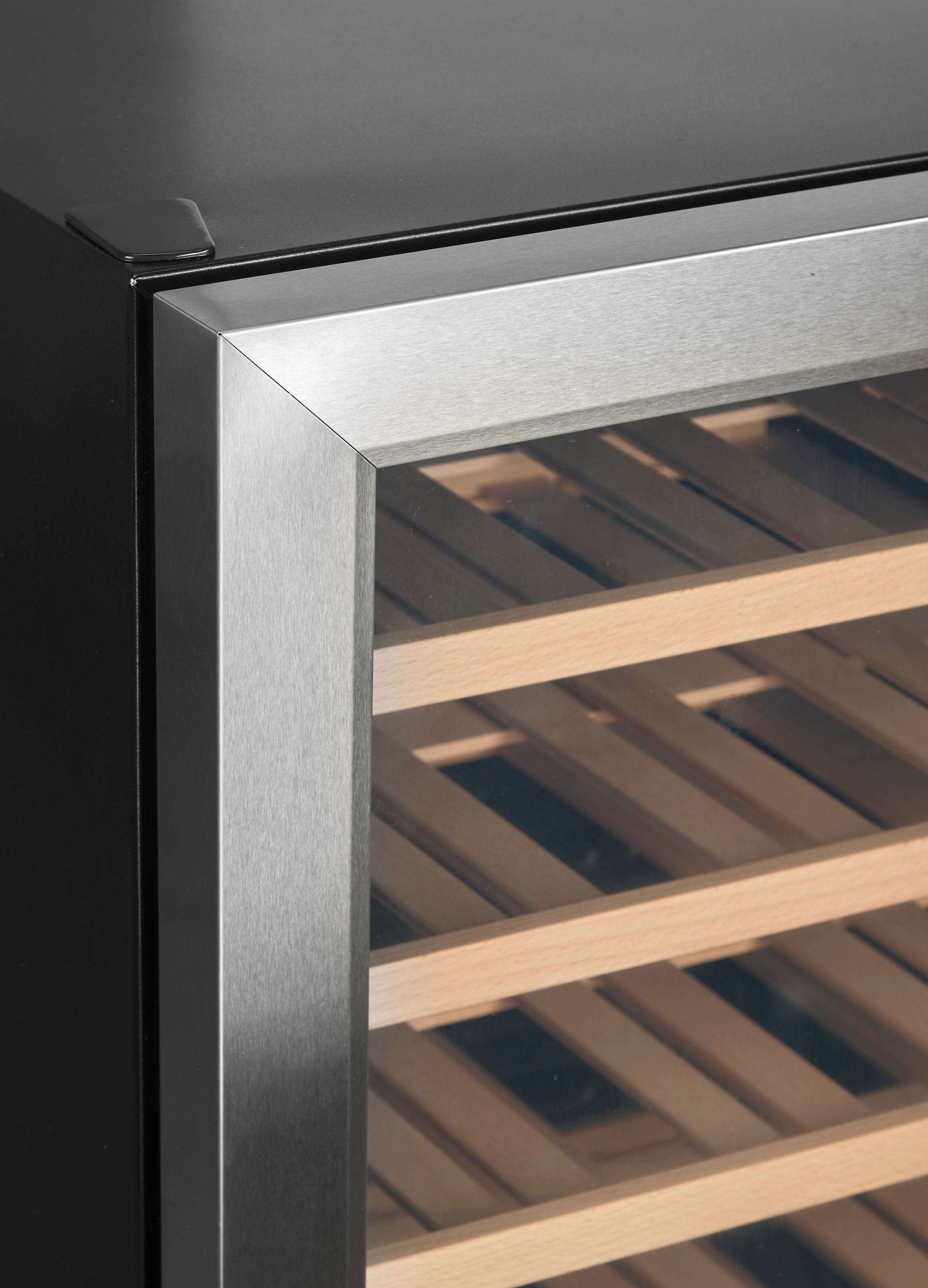 Hanseatic Weinkühlschrank »HWC24FCBH-2«, für 24 St. Standardflaschen á 075l