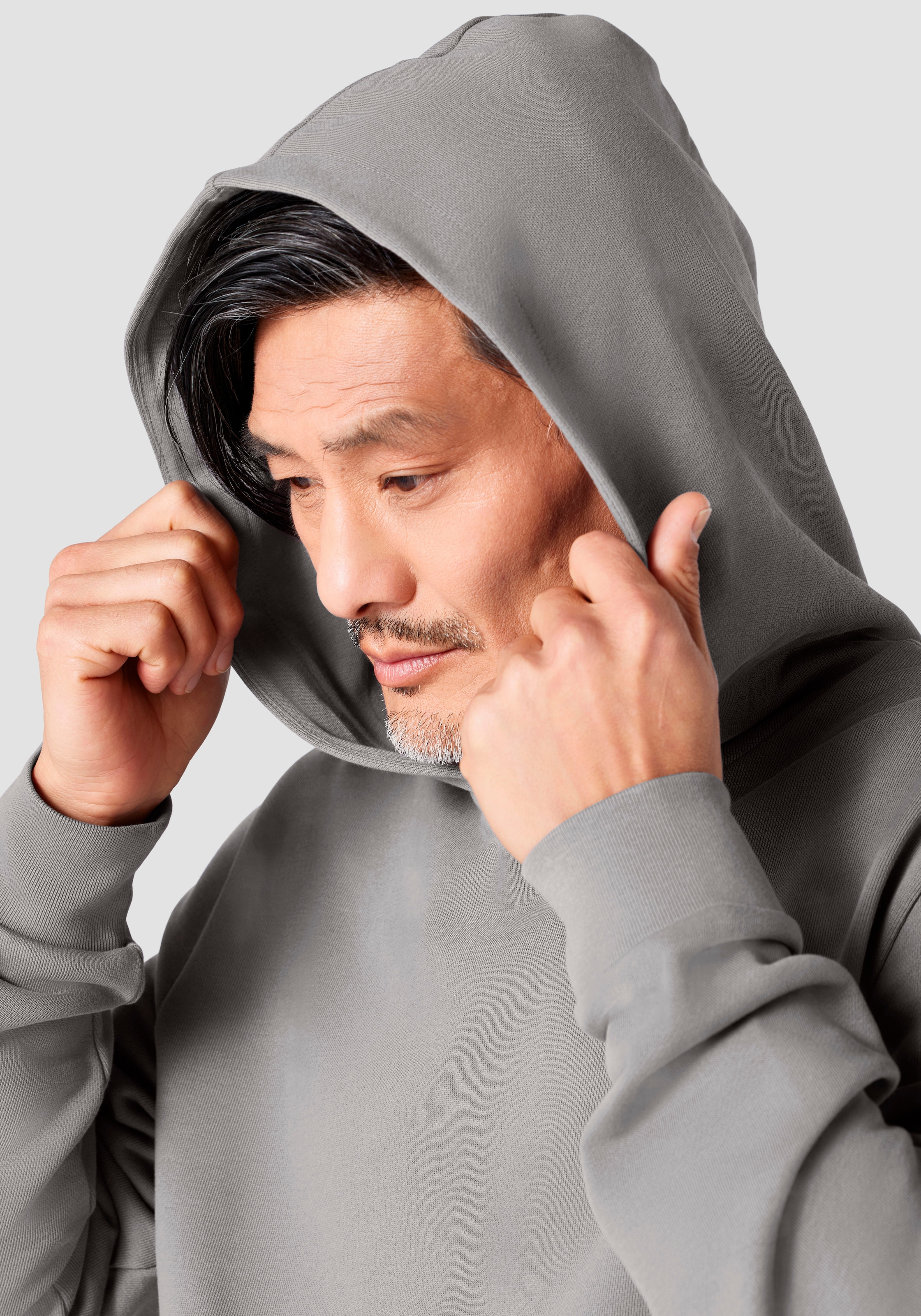 BMW Hoodie mit Logodruck auf Brusthöhe