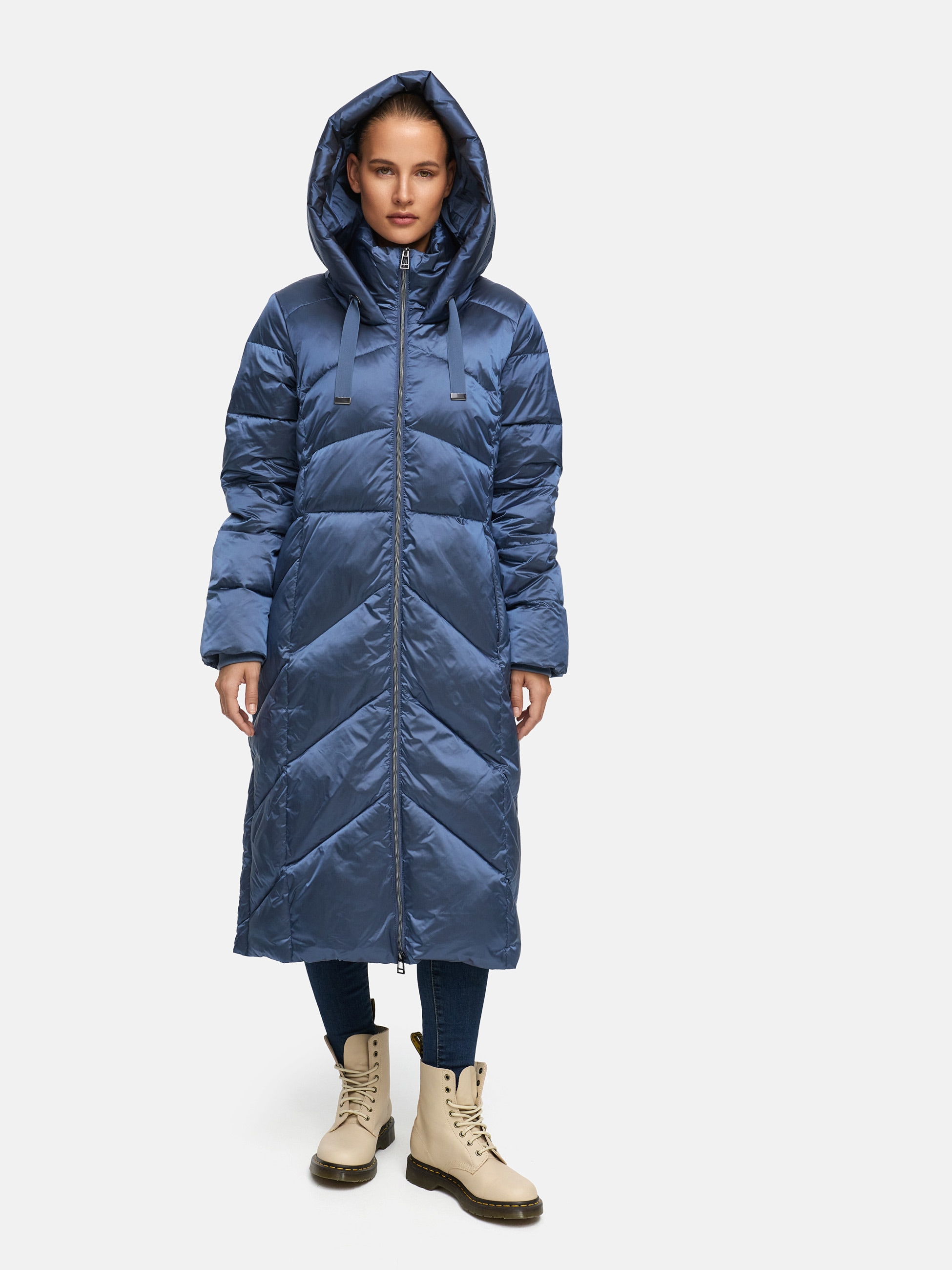 MANISA Steppmantel , mit Stehkragen und fester Kapuze und dekorativen Strickbändern
