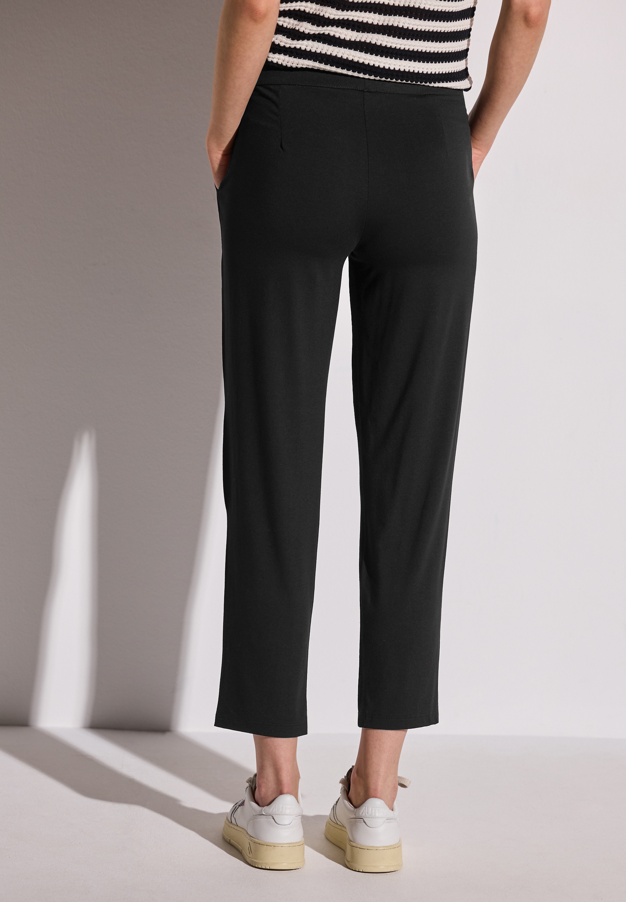 STREET ONE Stoffhose »Style Bonny«, mit elastischem Bund