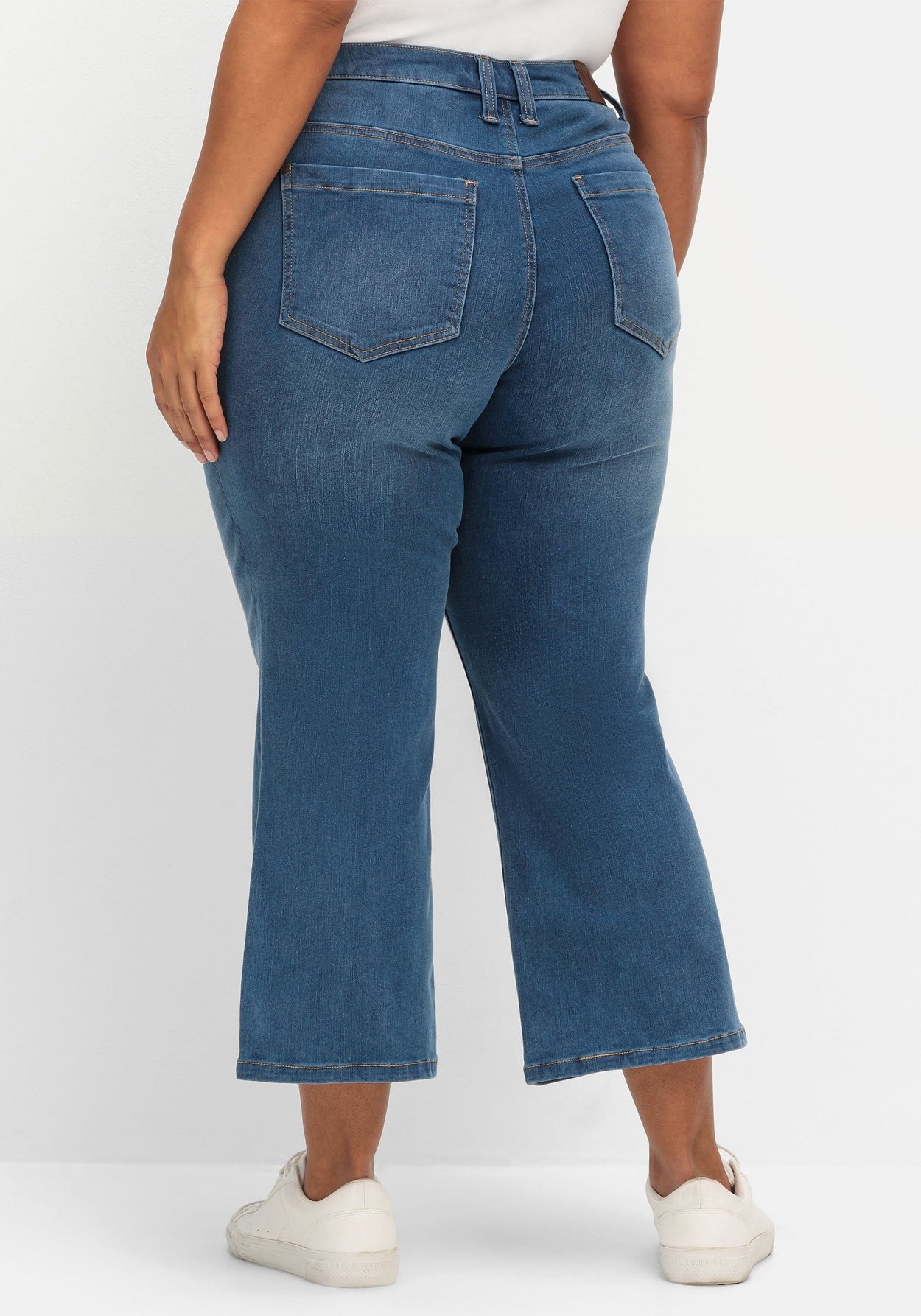 Sheego Stretch-Jeans »Bootcut-Jeans in 7/8-Länge, mit Bodyforming-Effekt«