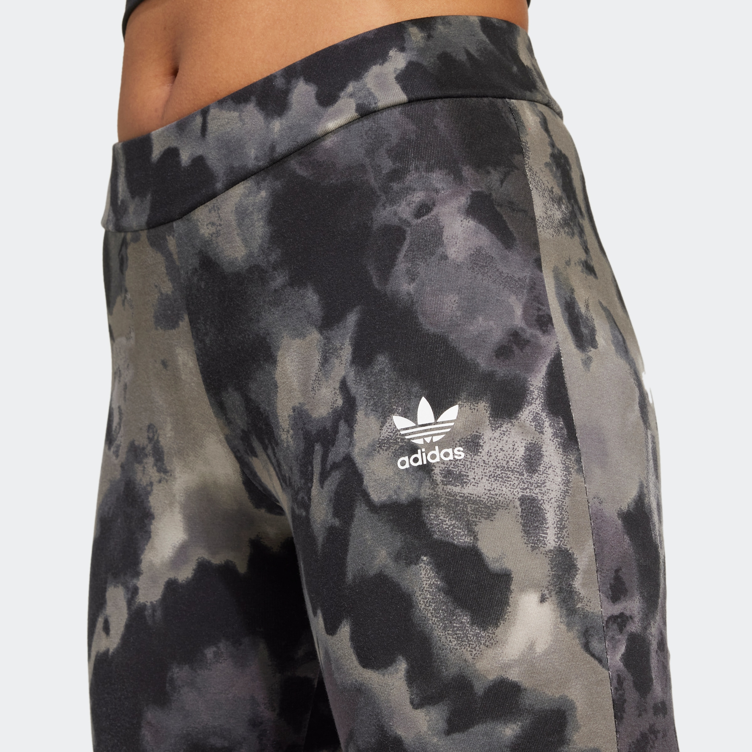 adidas Originals Leggings »TD FLARED PANT«, (1 tlg.)
