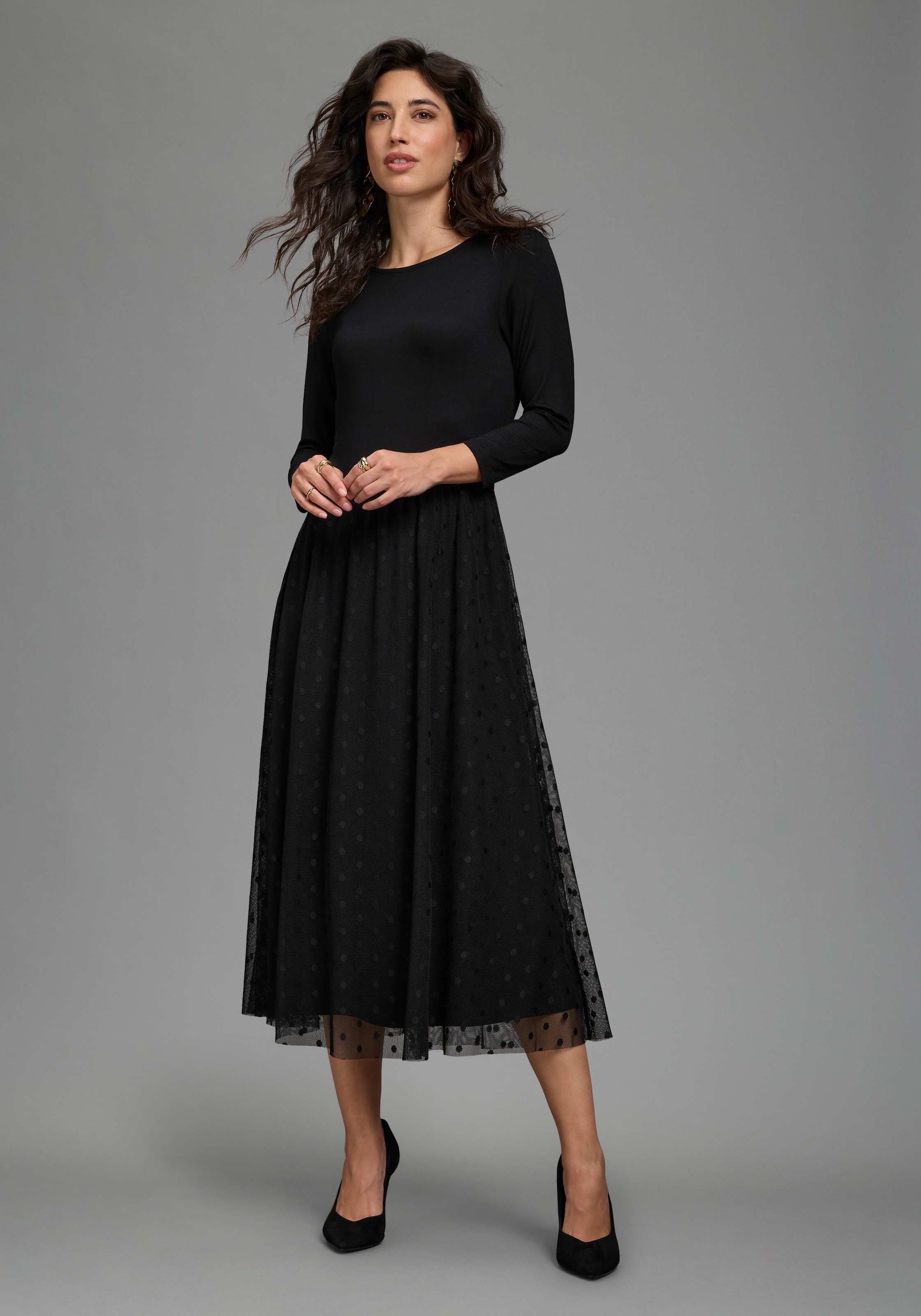 Laura Scott Abendkleid »in Midilänge mit Meshrock in Punkte-Design« figurbetonte Passform, Materialmix, Shirtware in kombination mit Mesh