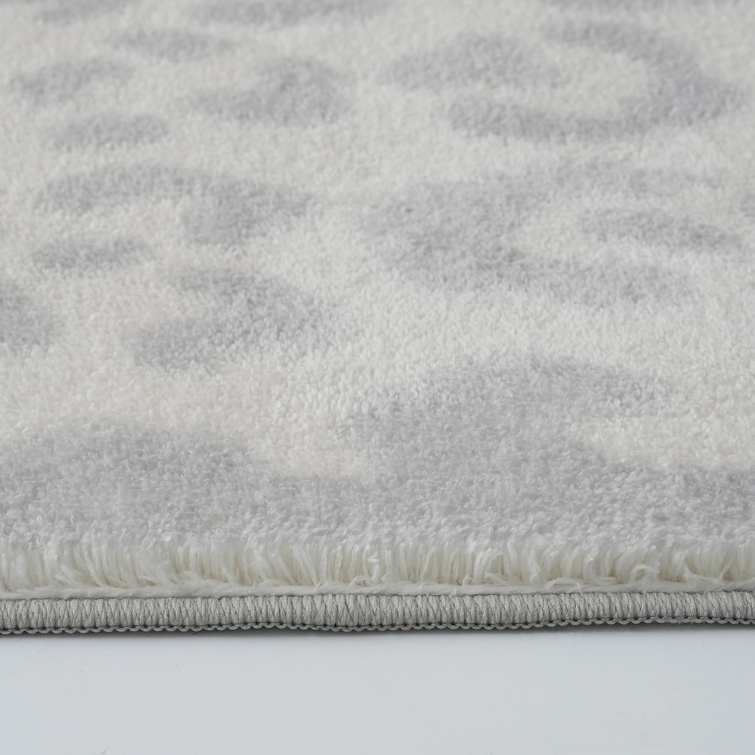 OTTO home Teppich »Leo, mit trendigem Leopardenmuster, waschbar« rechteckig 12 mm Höhe kuschelig & weich, modern, Animal Print, Wohnzimmer, Schlafzimmer