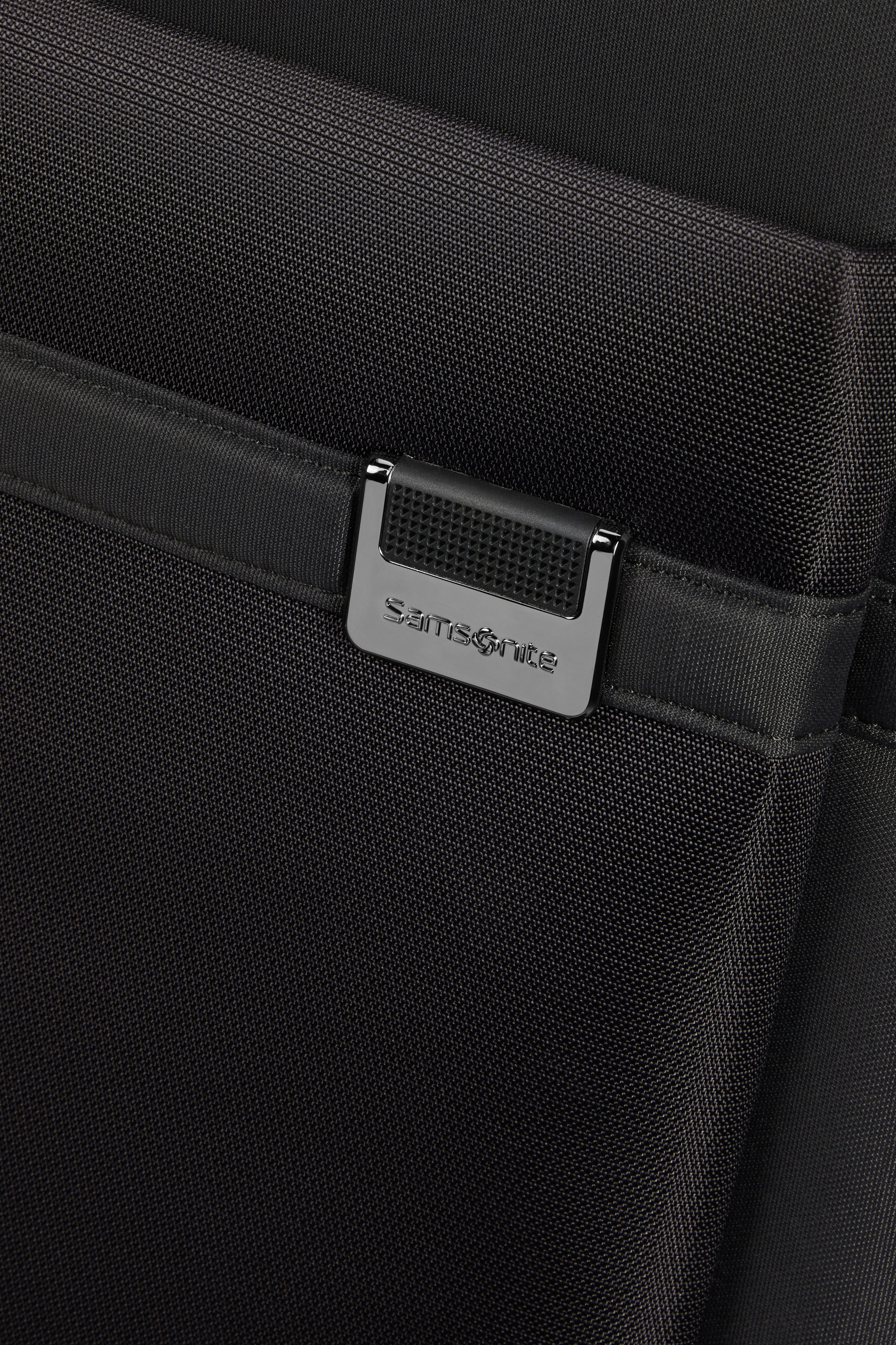 Samsonite Weichgepäck-Trolley »AIREA, verschiedene Größen und Farben«, 4 Rollen, Weichschalen-Koffer Reisekoffer mit Volumenerweiterung bei M/L