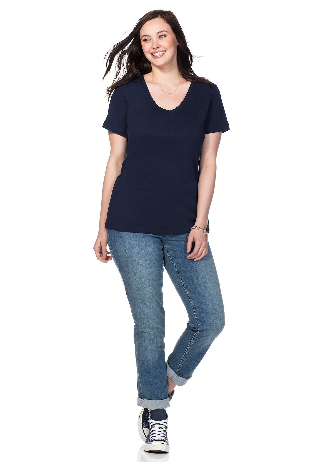 Sheego T-Shirt »T-Shirt mit V-Ausschnitt«, mit V-Ausschnitt